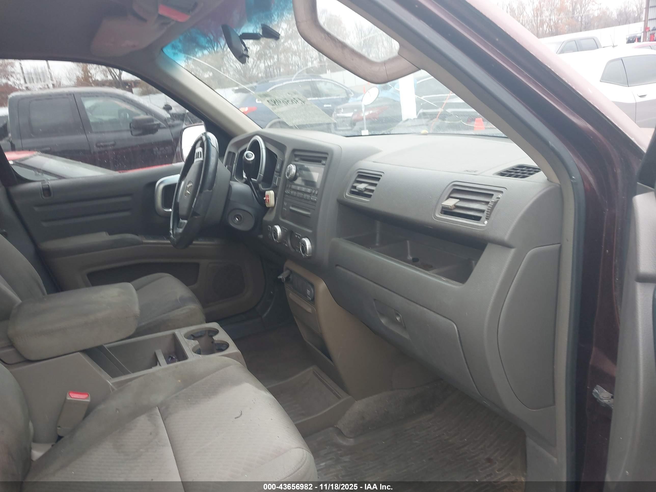 HONDA RIDGELINE image 5