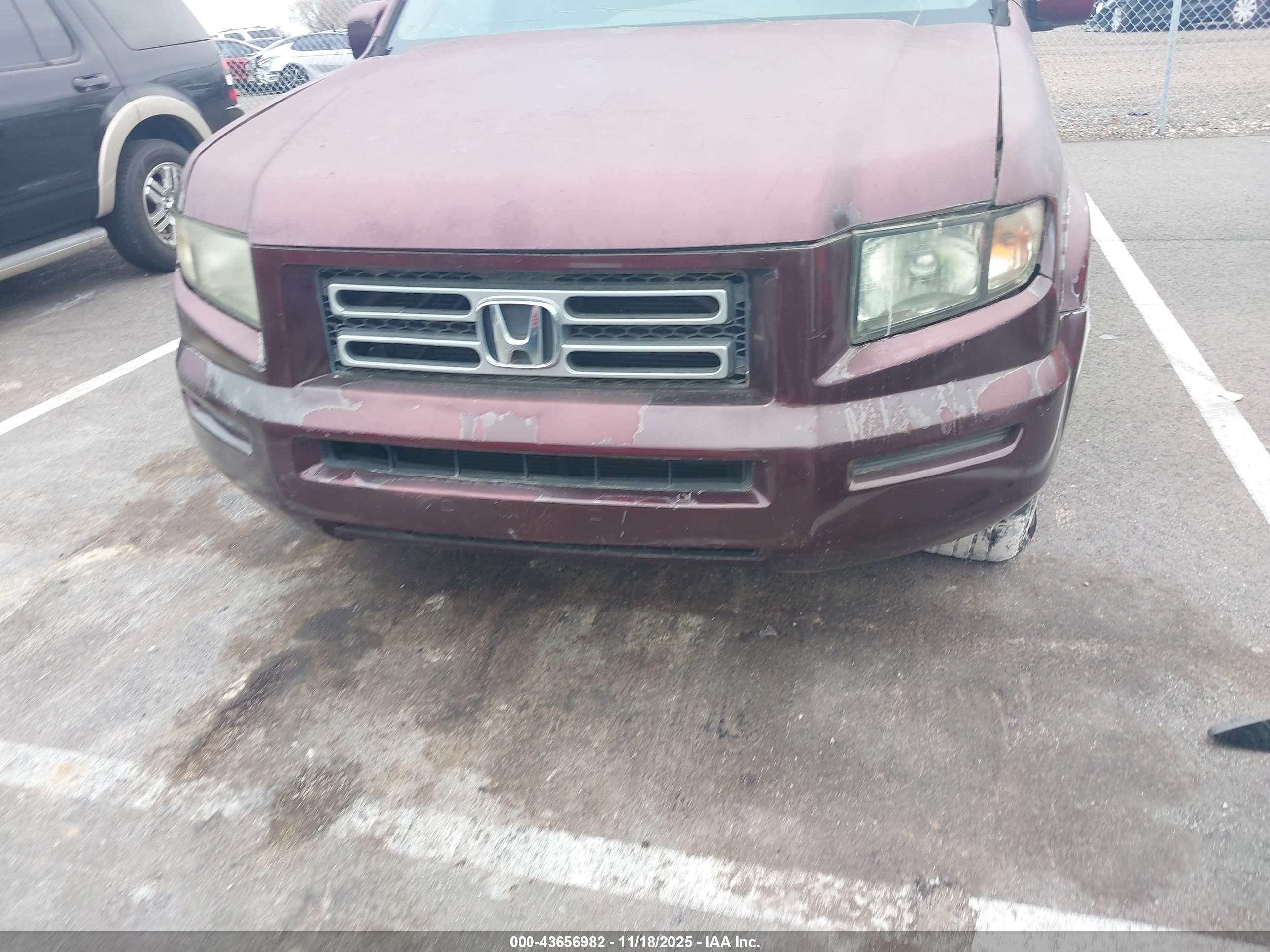 HONDA RIDGELINE image 6