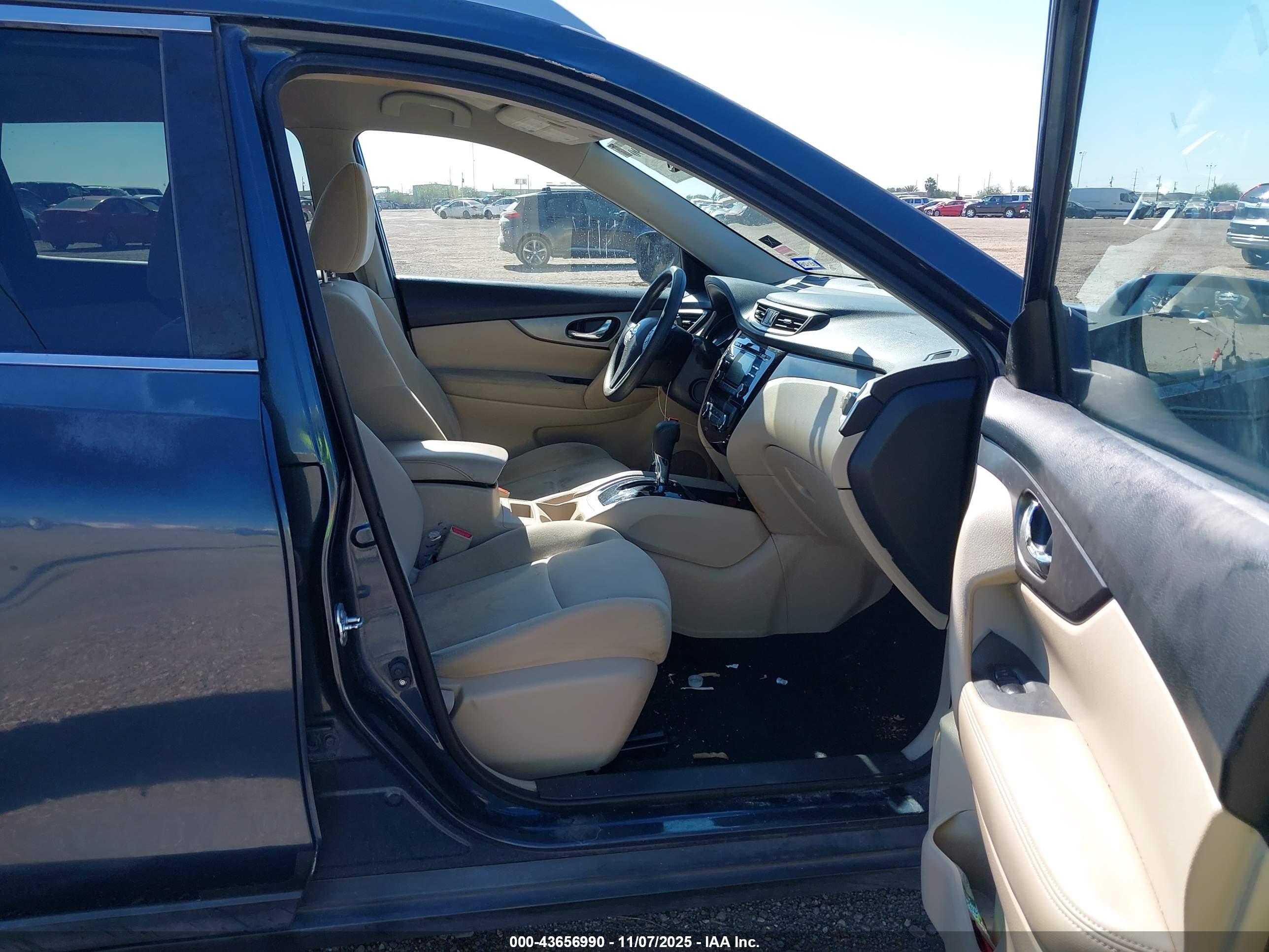 NISSAN ROGUE image 5