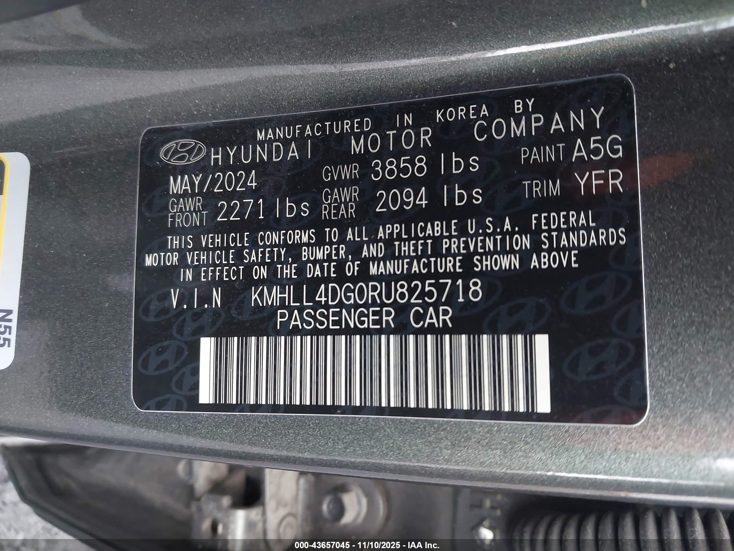 HYUNDAI ELANTRA image 9