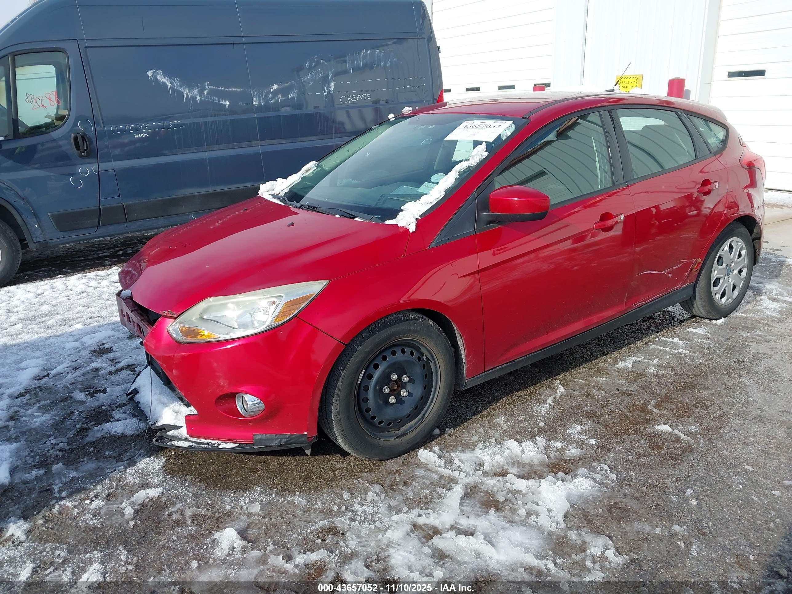 FORD FOCUS image 2