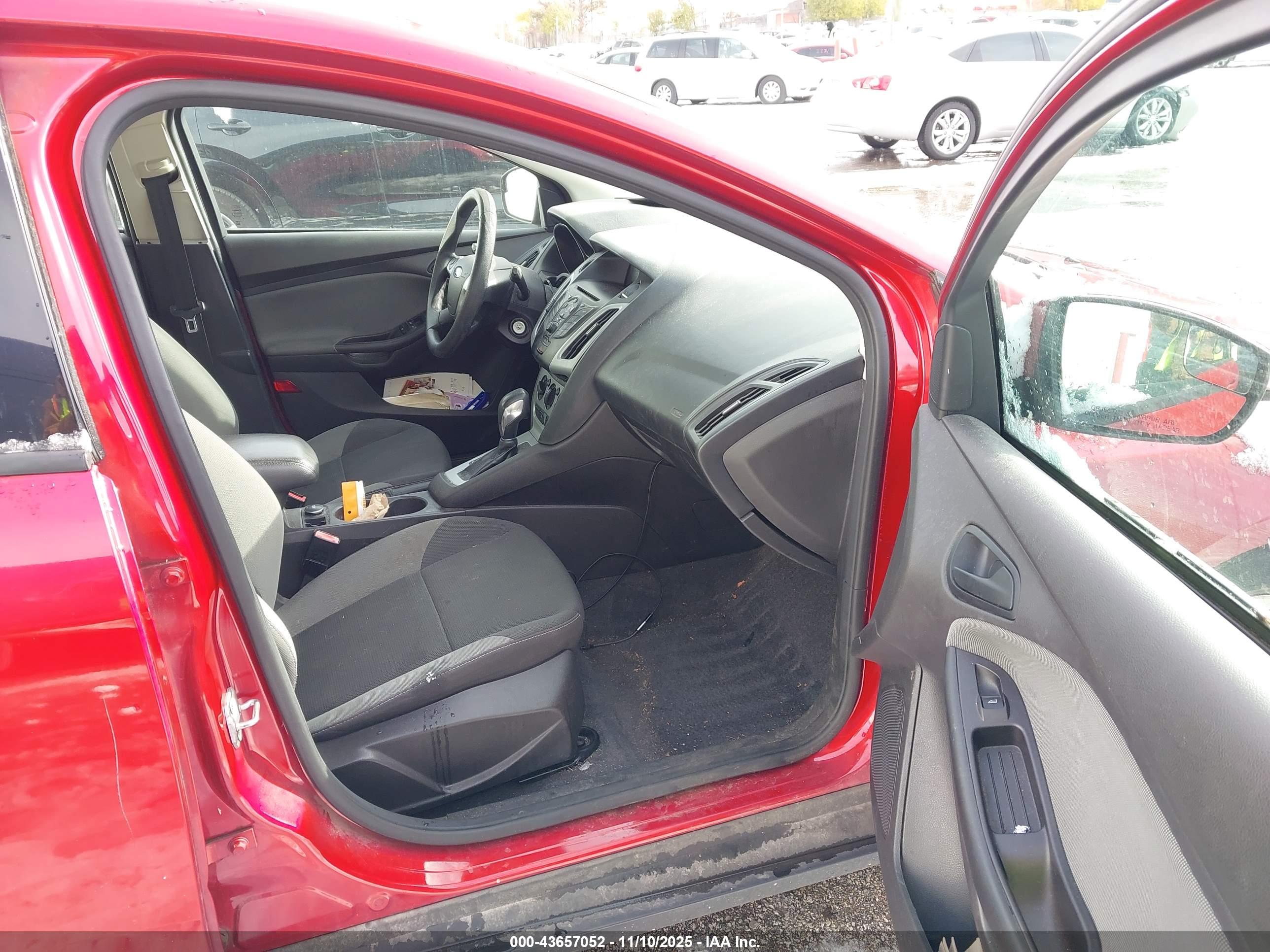 FORD FOCUS image 5