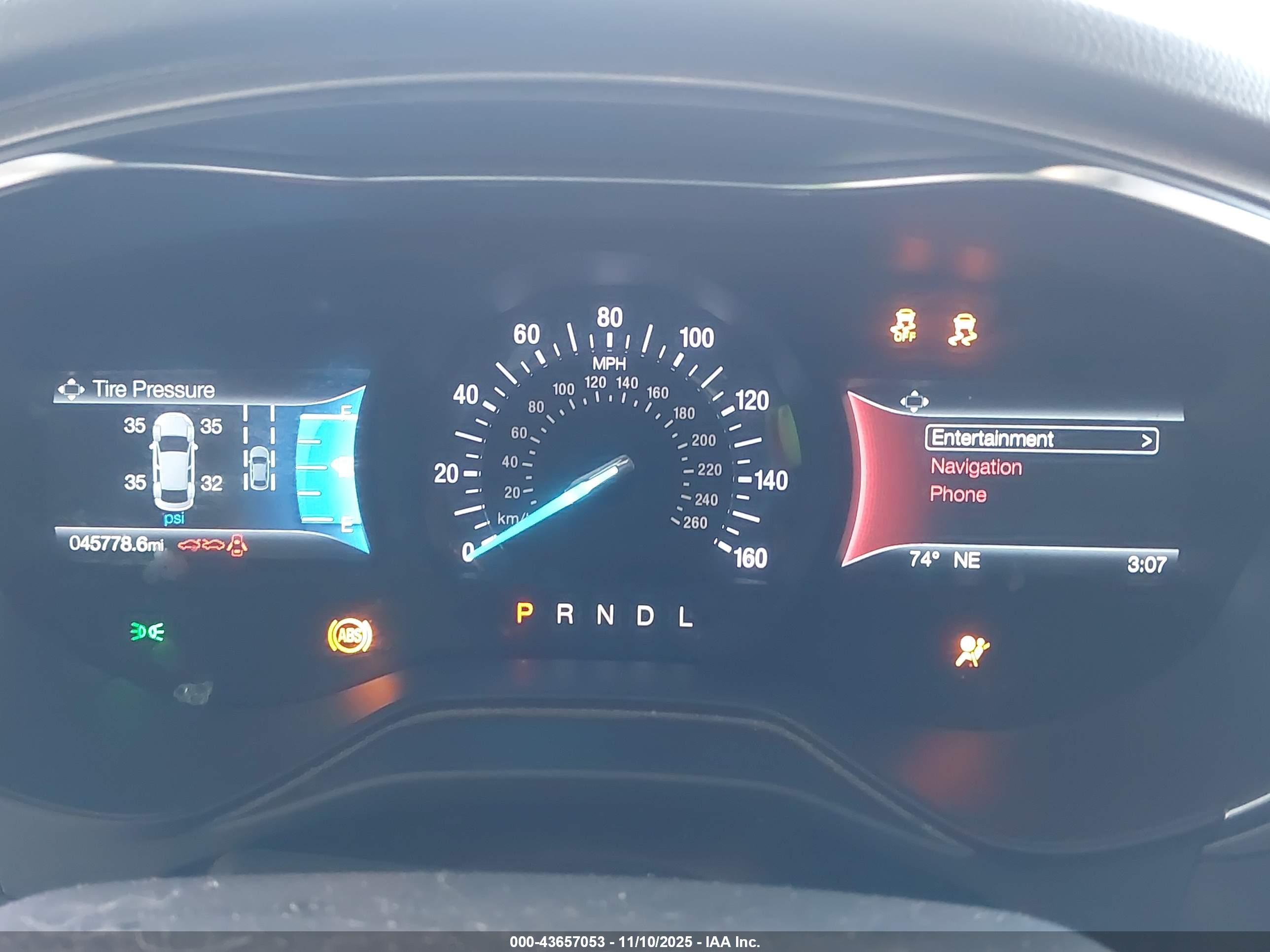 FORD FUSION image 7