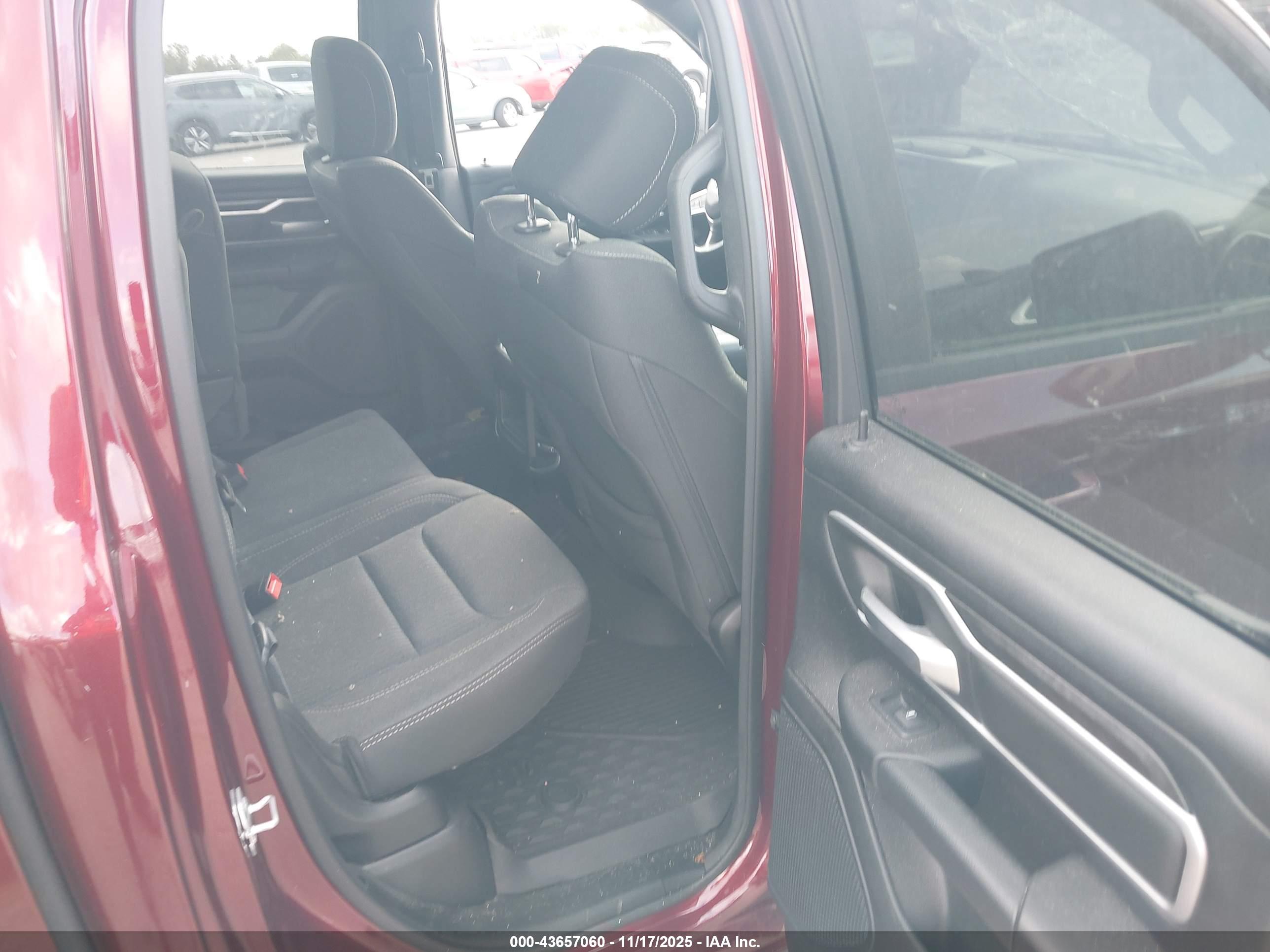 RAM 1500 image 8