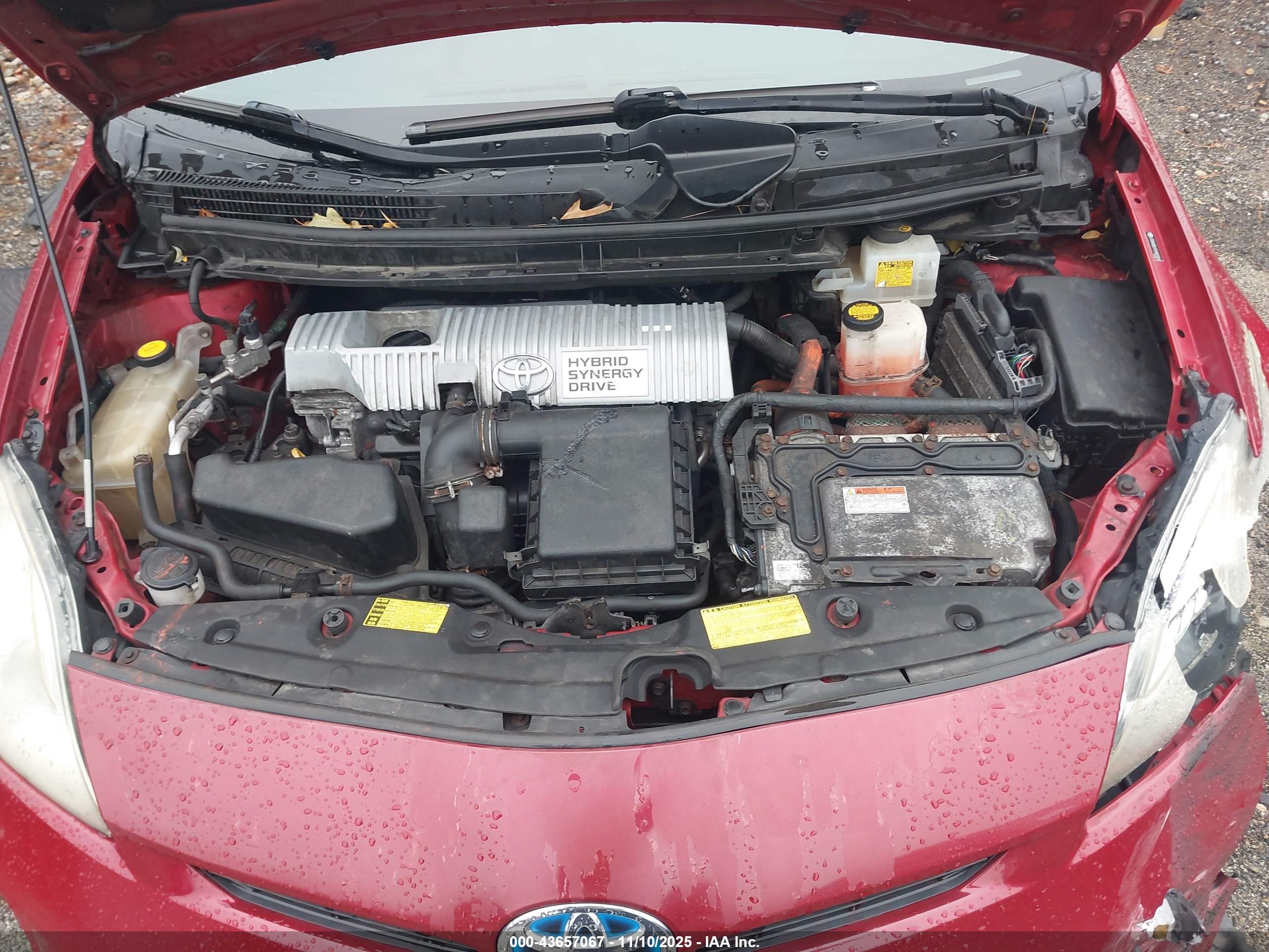 TOYOTA PRIUS image 10