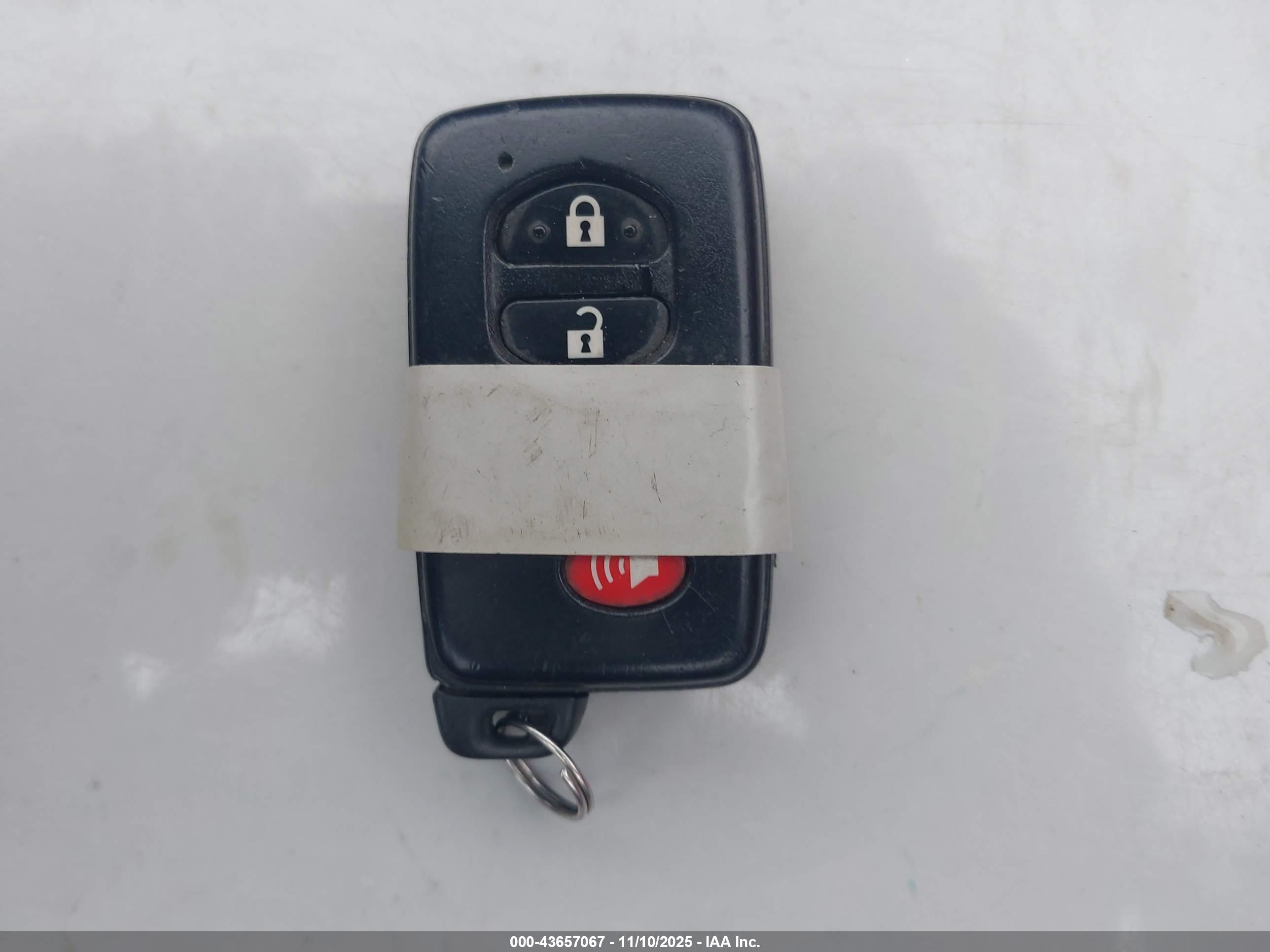 TOYOTA PRIUS image 11