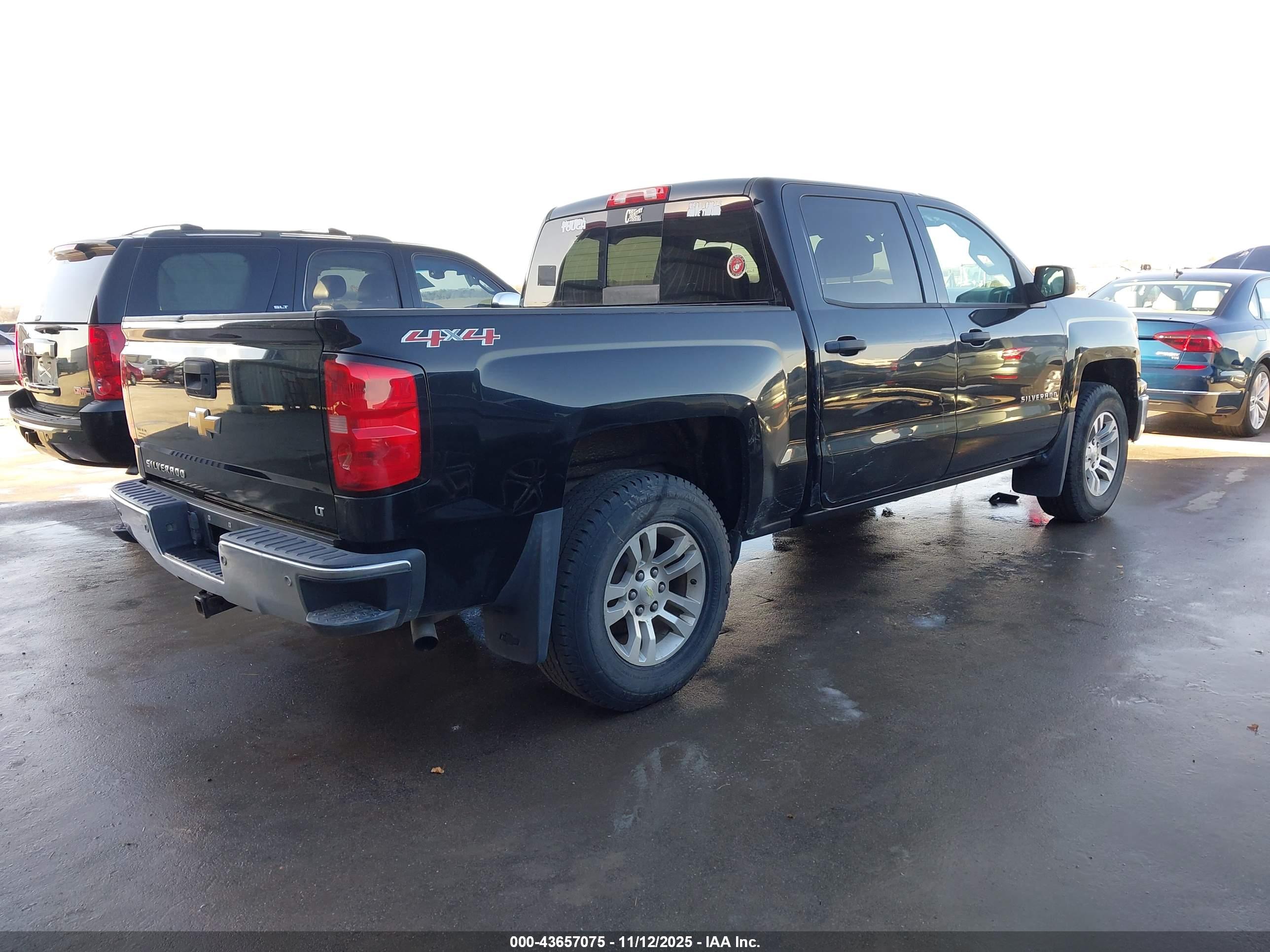 CHEVROLET SILVERADO image 4