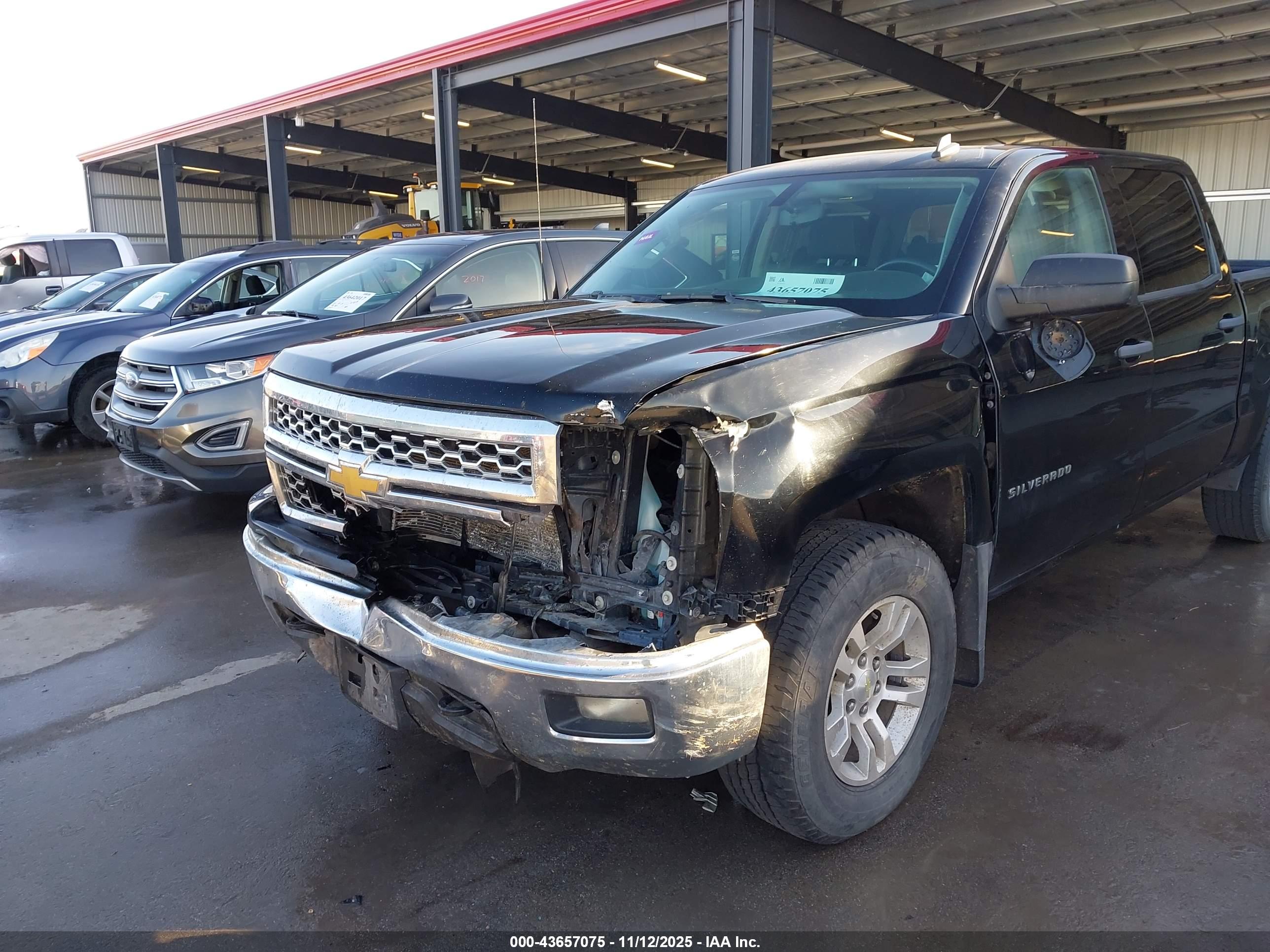 CHEVROLET SILVERADO image 6