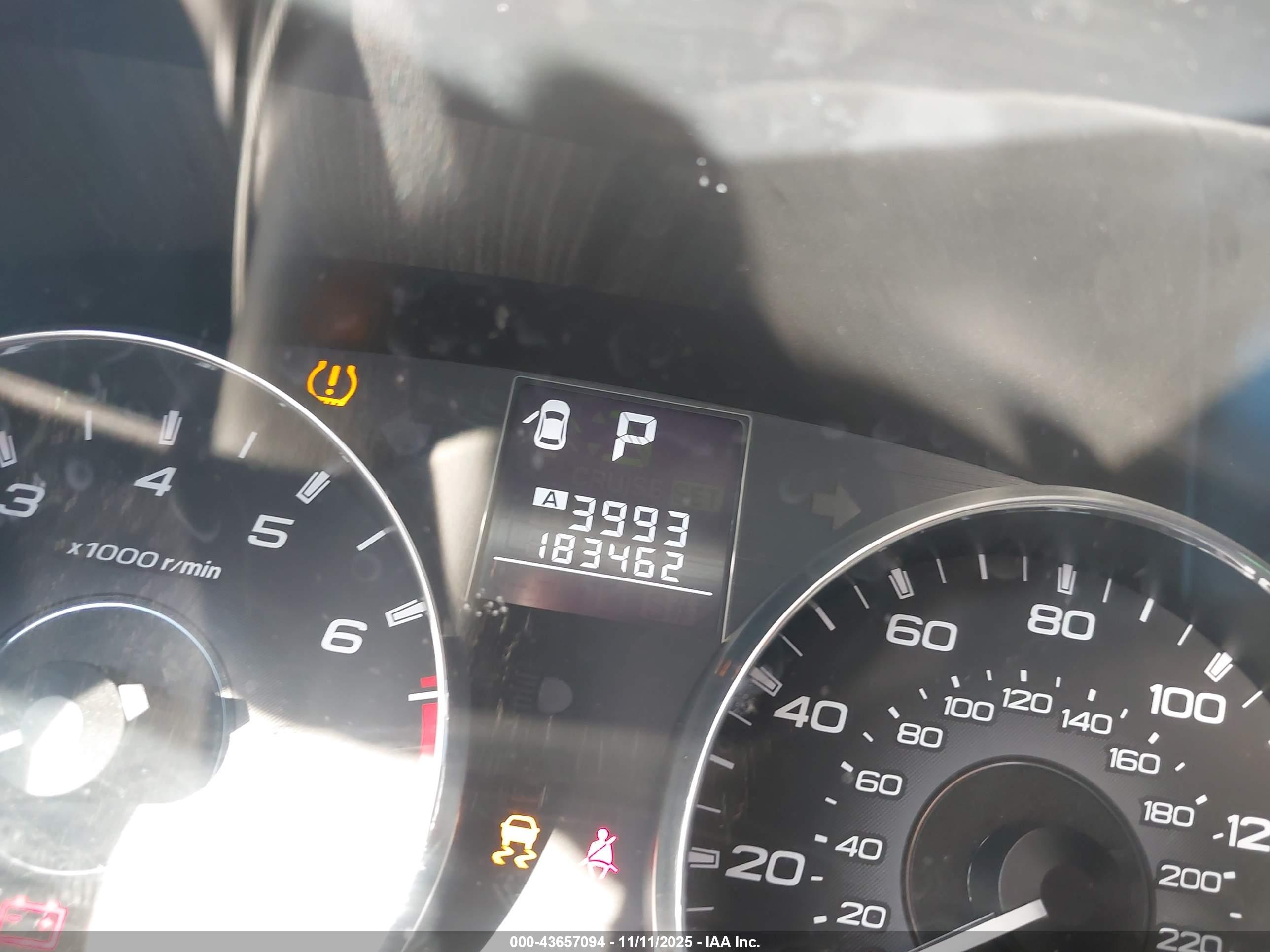 SUBARU OUTBACK image 7