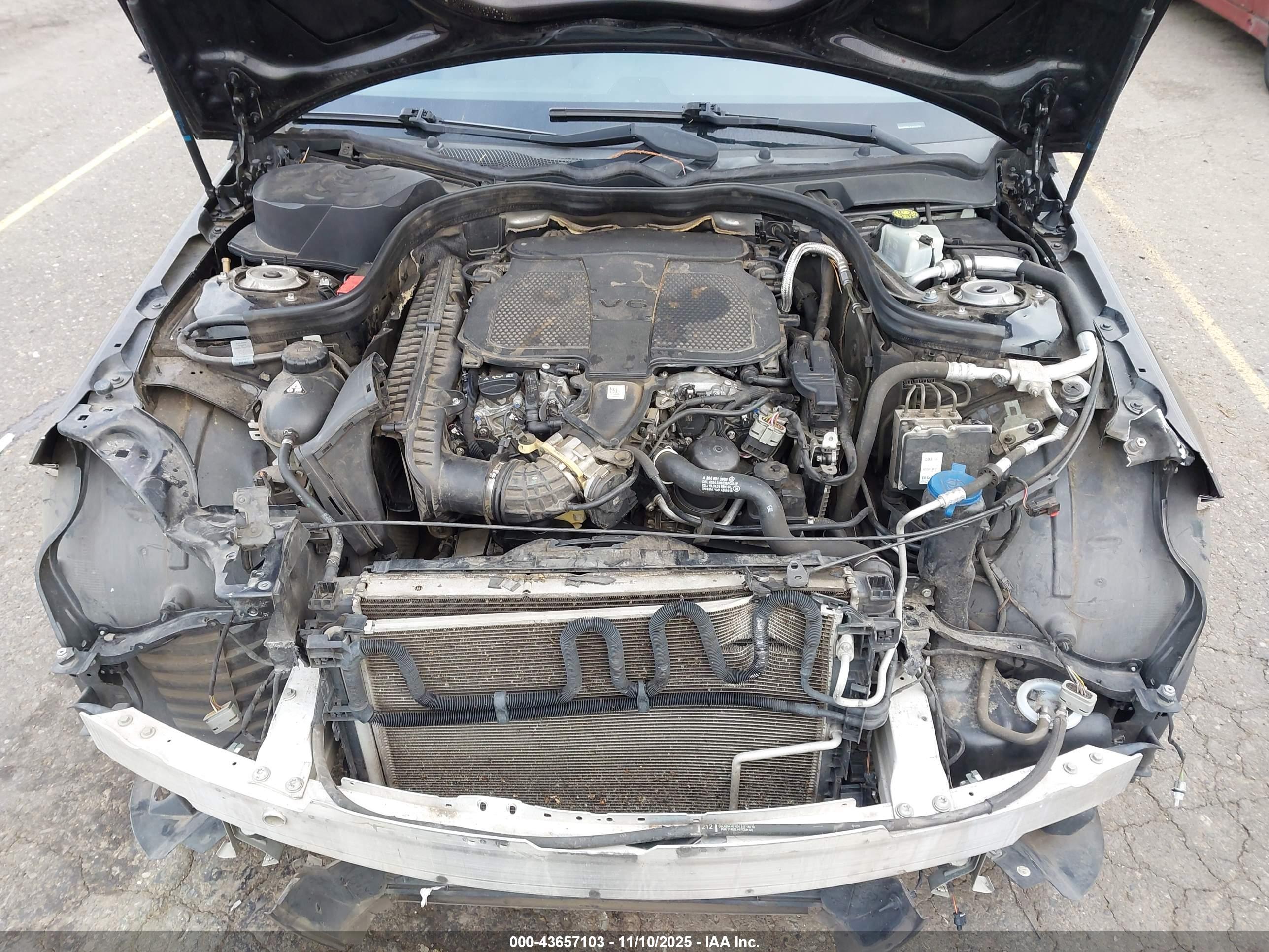 MERCEDES-BENZ E image 10
