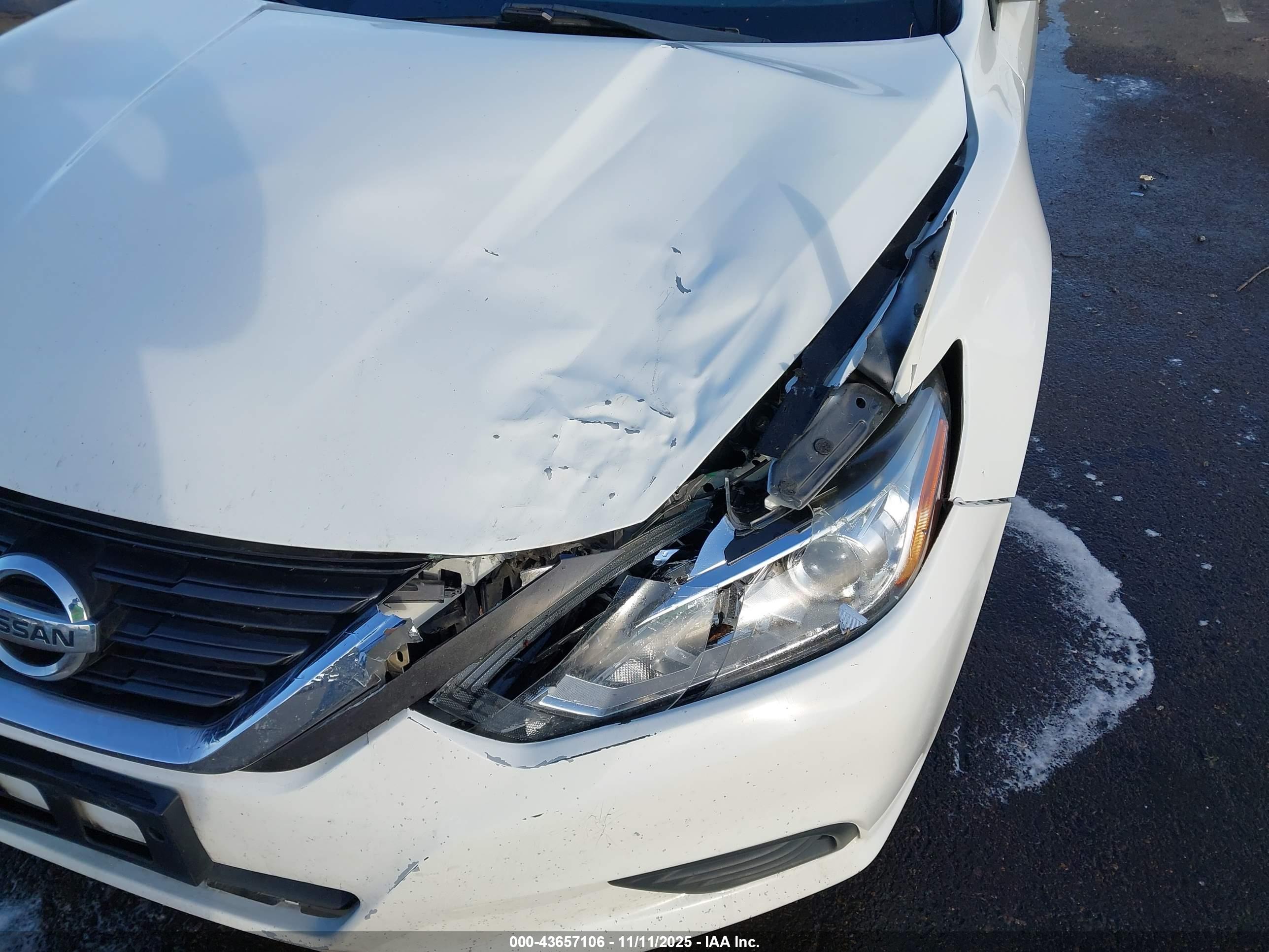 NISSAN ALTIMA image 6