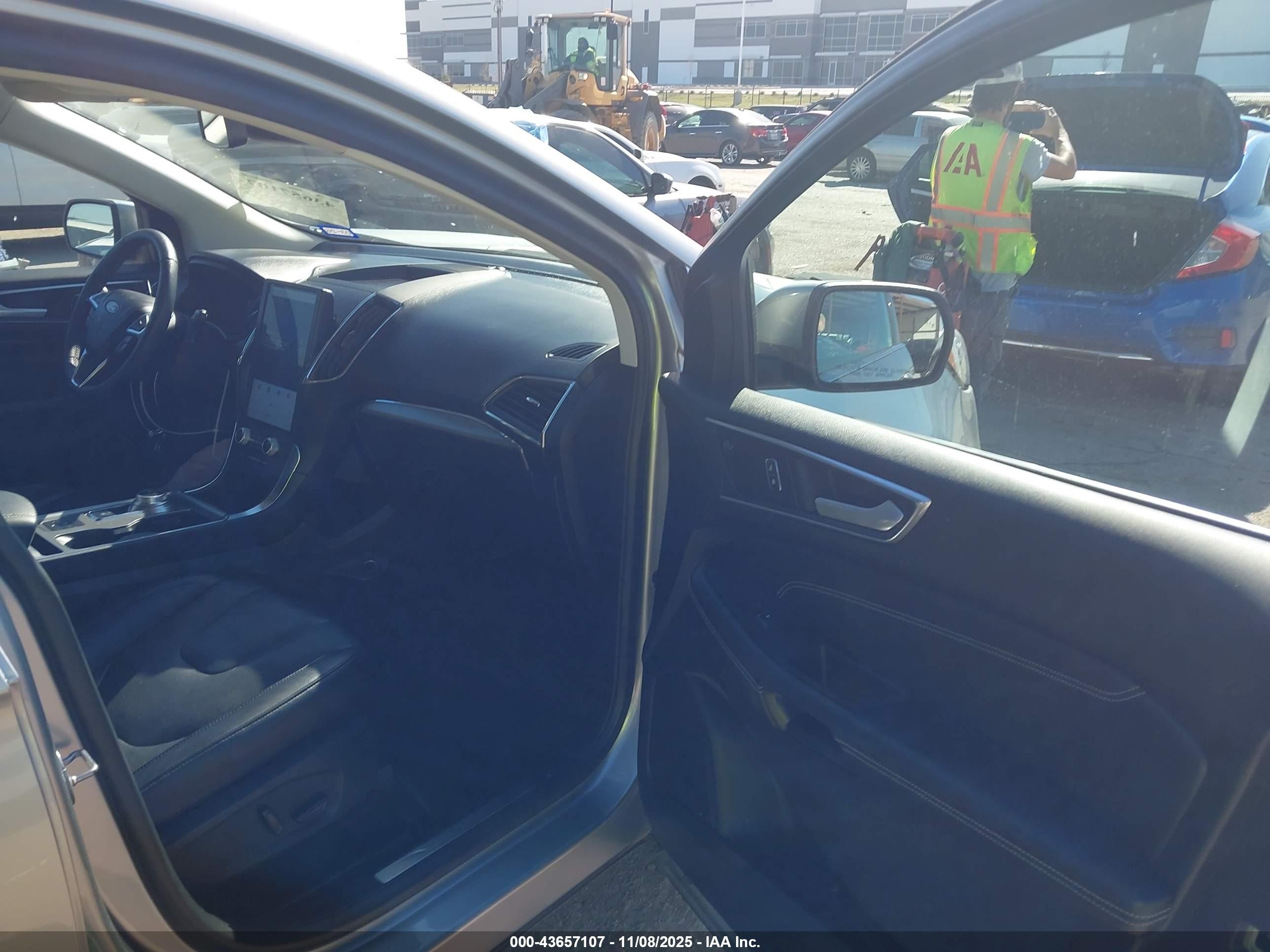 FORD EDGE image 5
