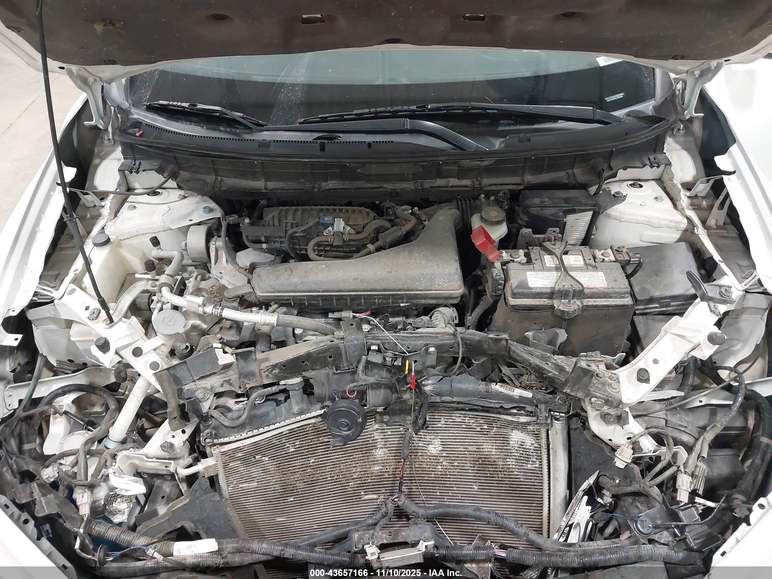 NISSAN ROGUE image 10