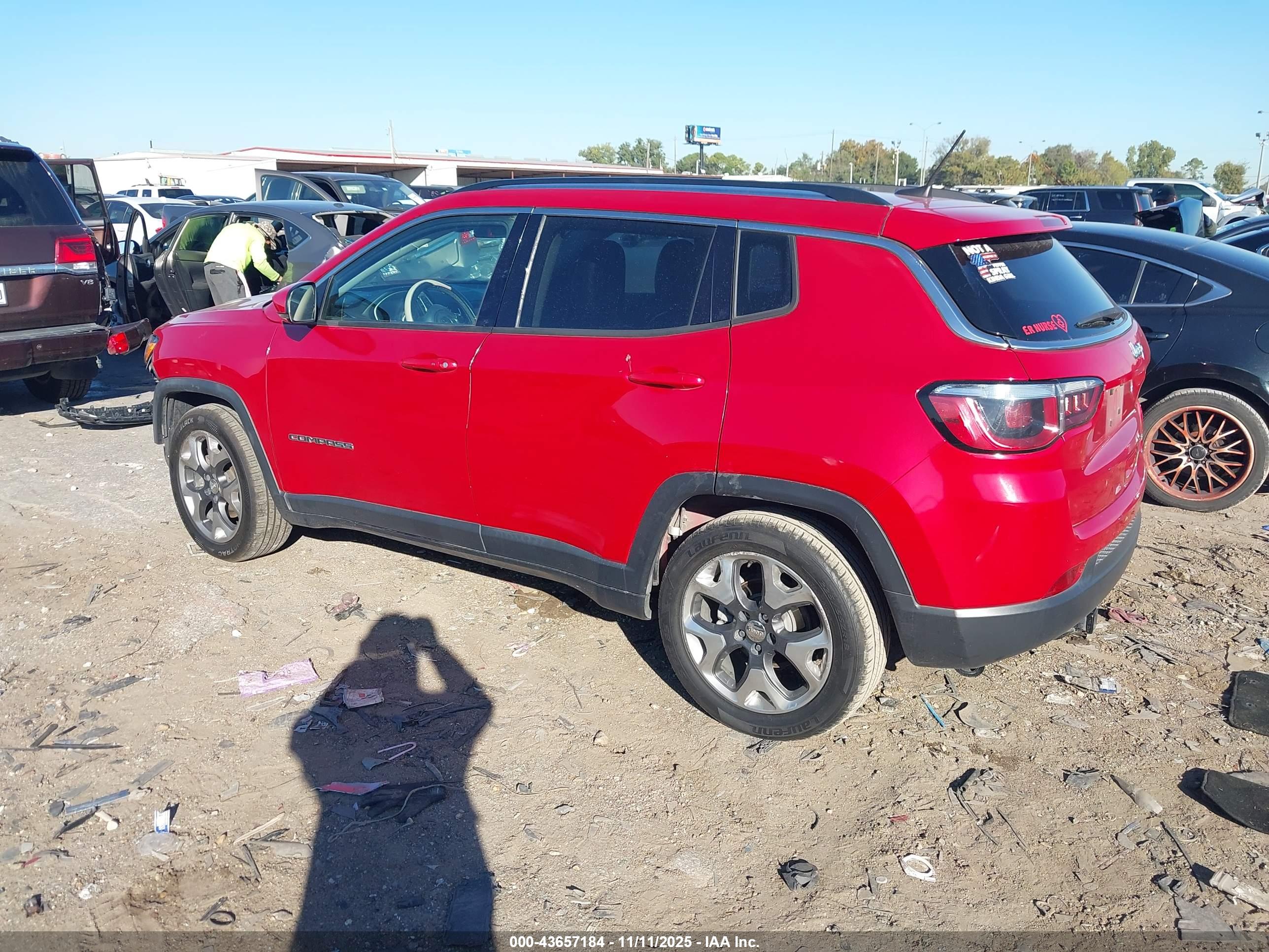 JEEP COMPASS image 3