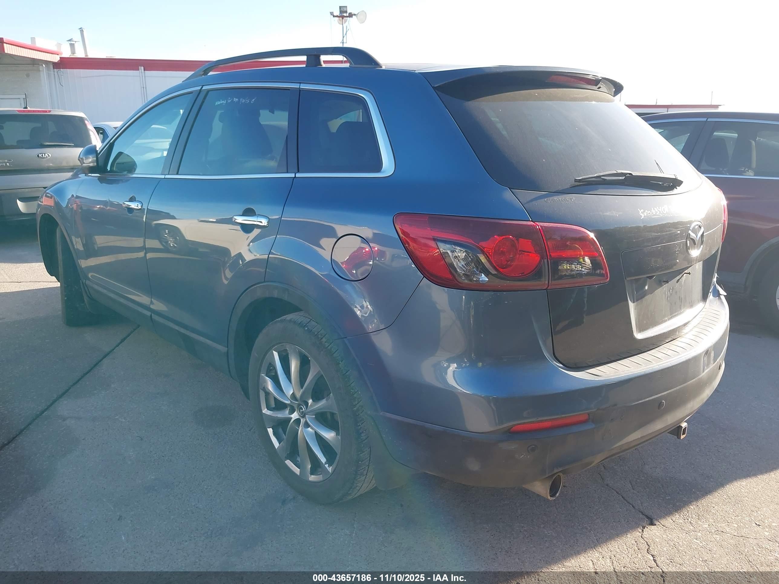 MAZDA CX-9 image 3