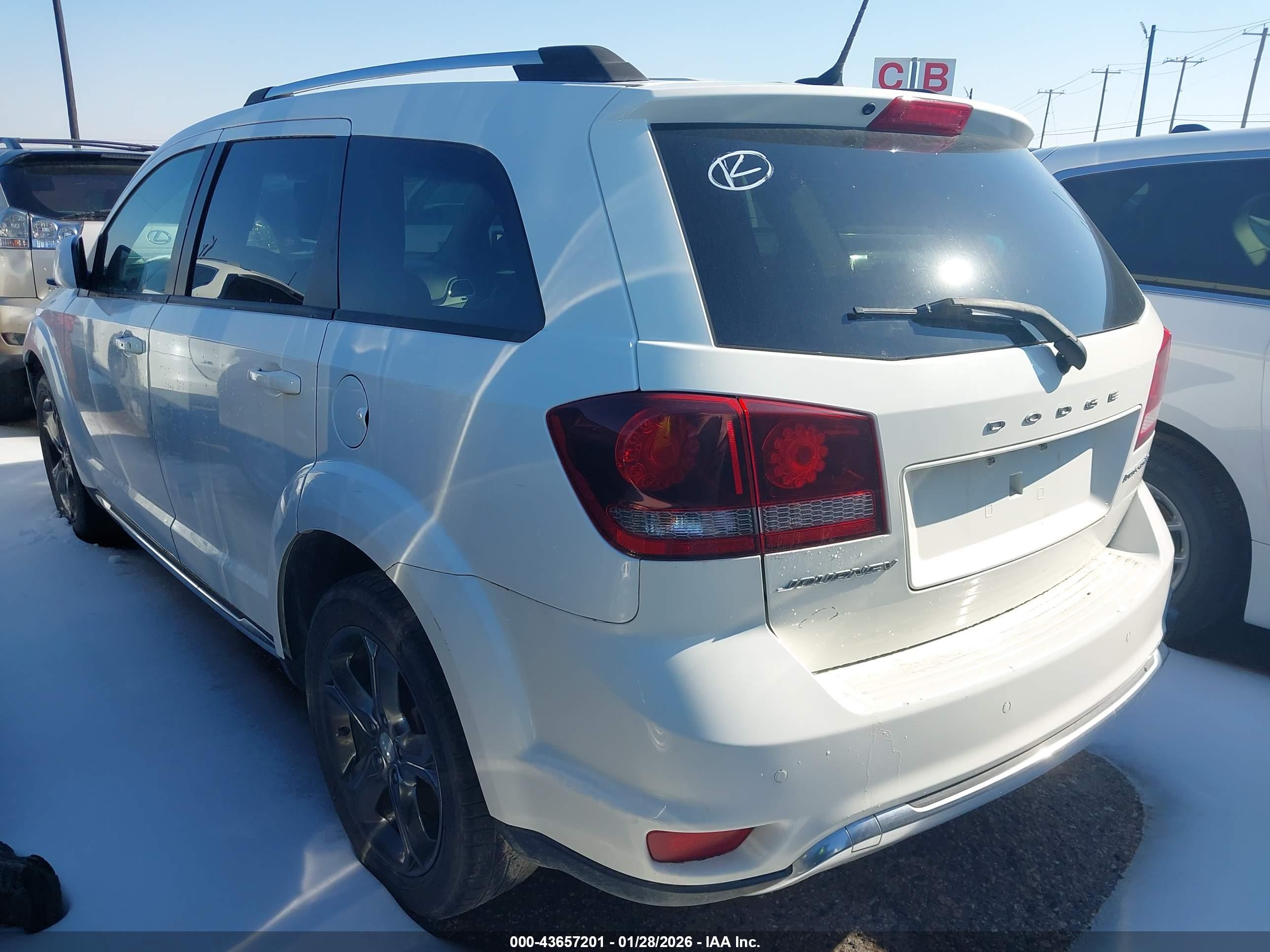 DODGE JOURNEY image 3