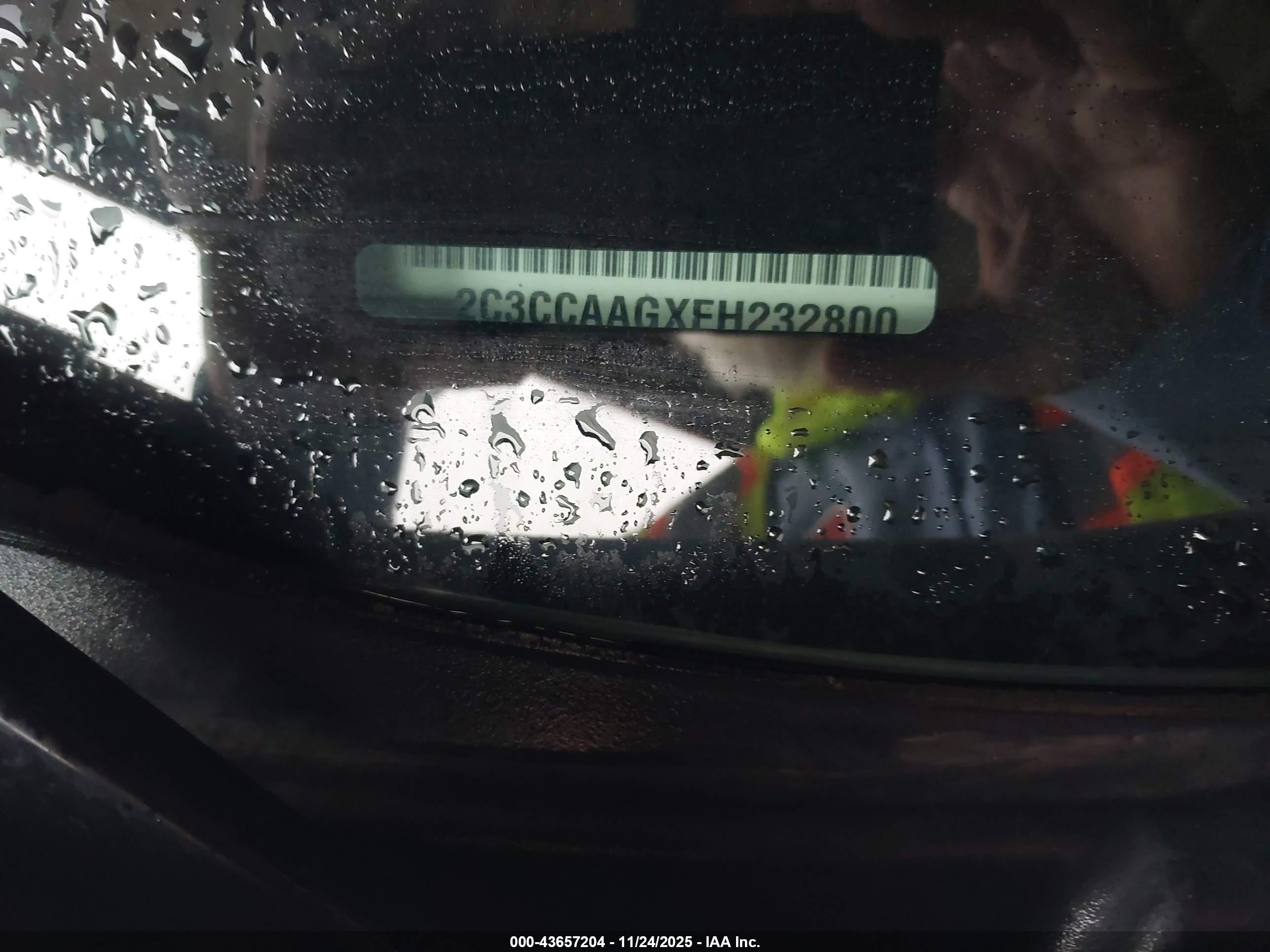CHRYSLER 300 image 9