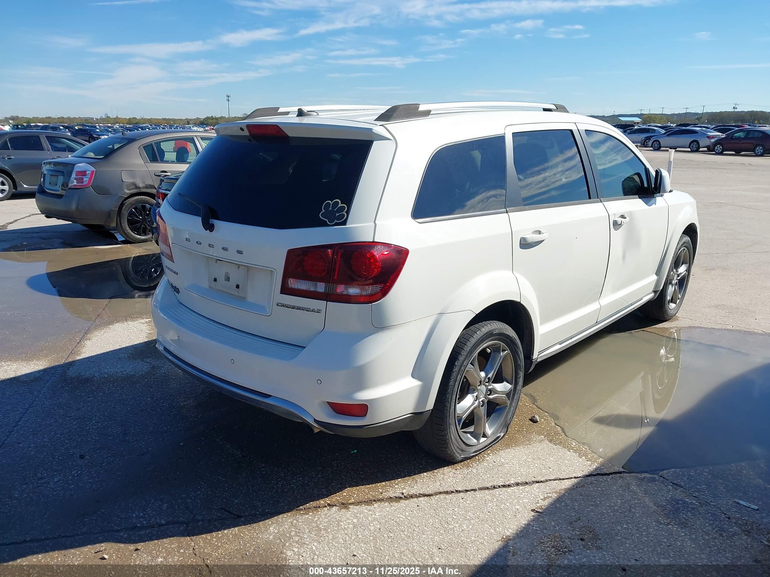 DODGE JOURNEY image 4