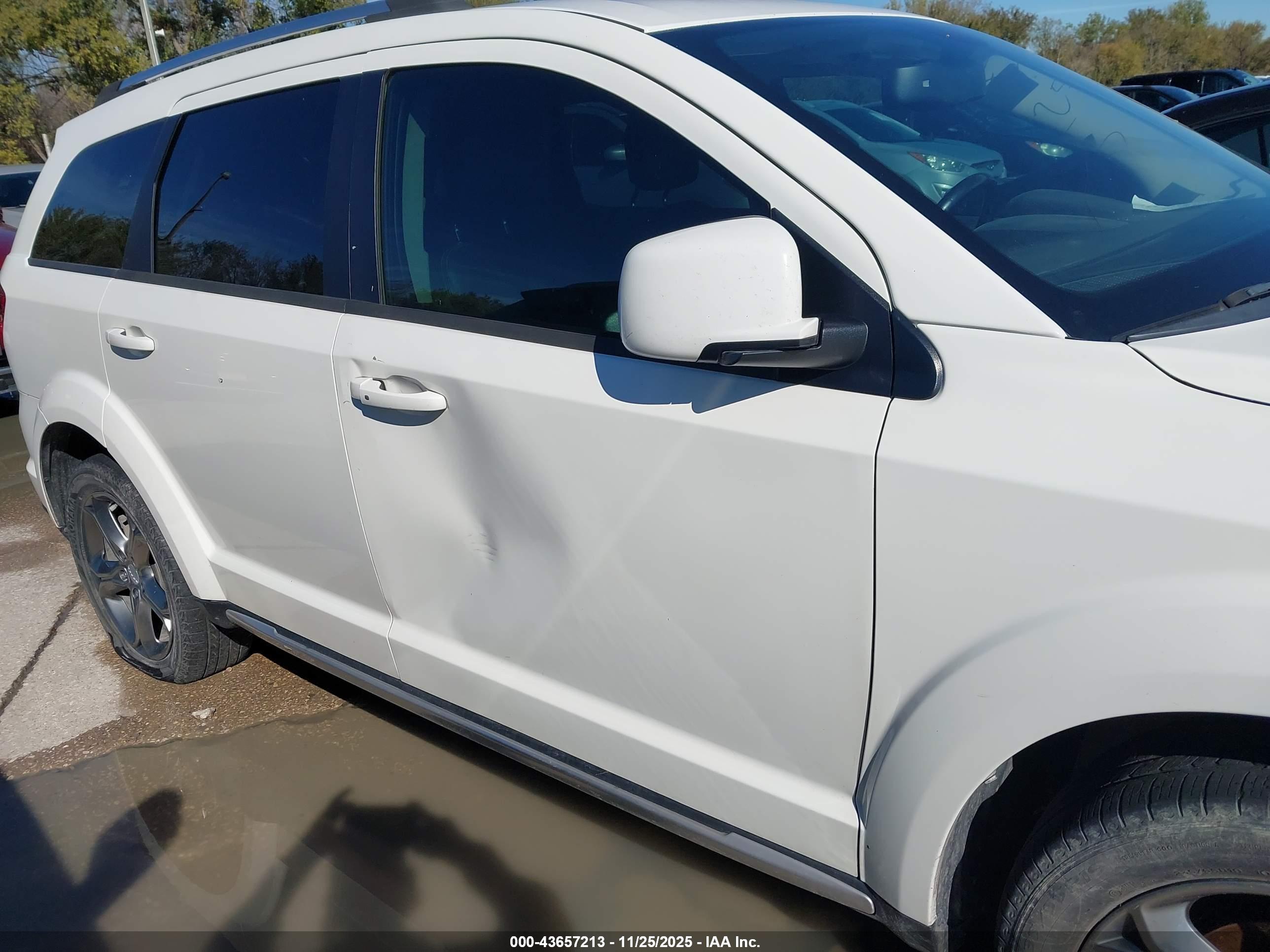 DODGE JOURNEY image 6