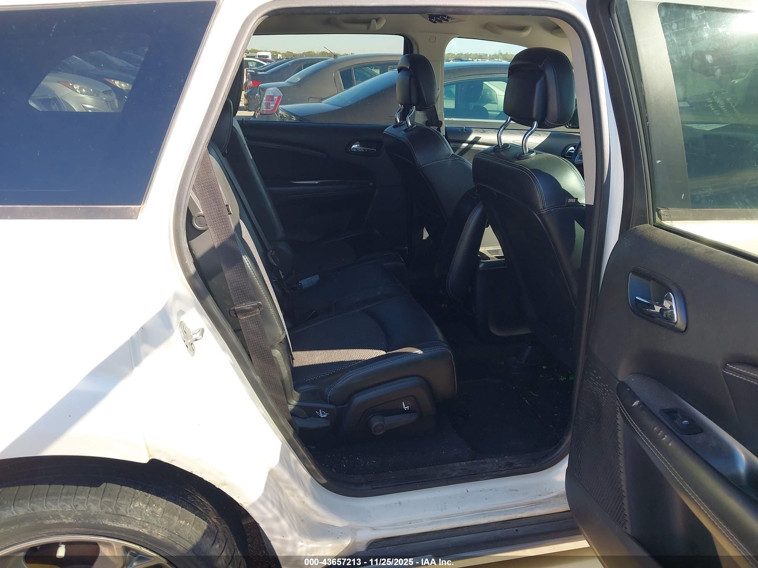 DODGE JOURNEY image 8
