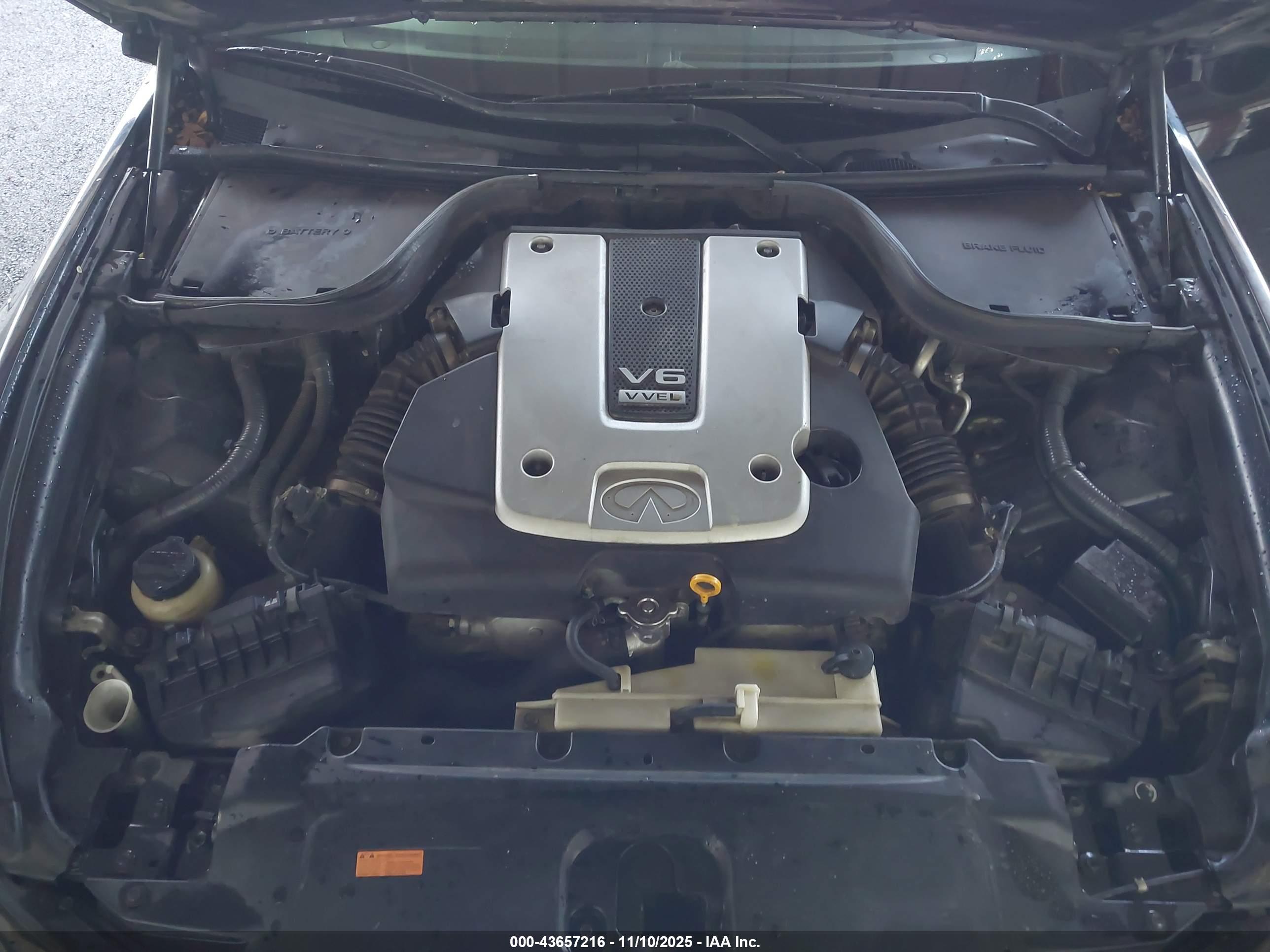 INFINITI G37 image 10