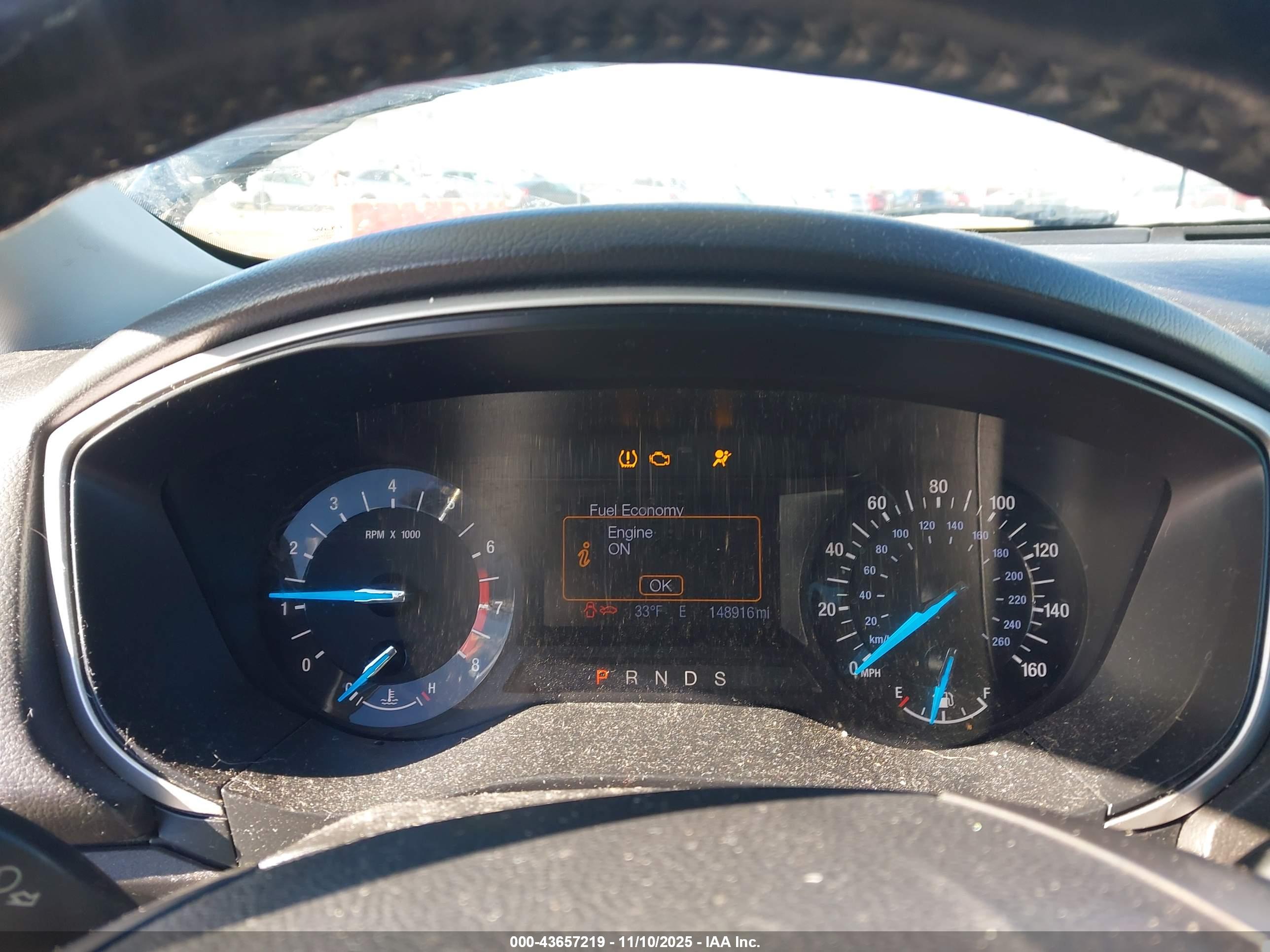 FORD FUSION image 7