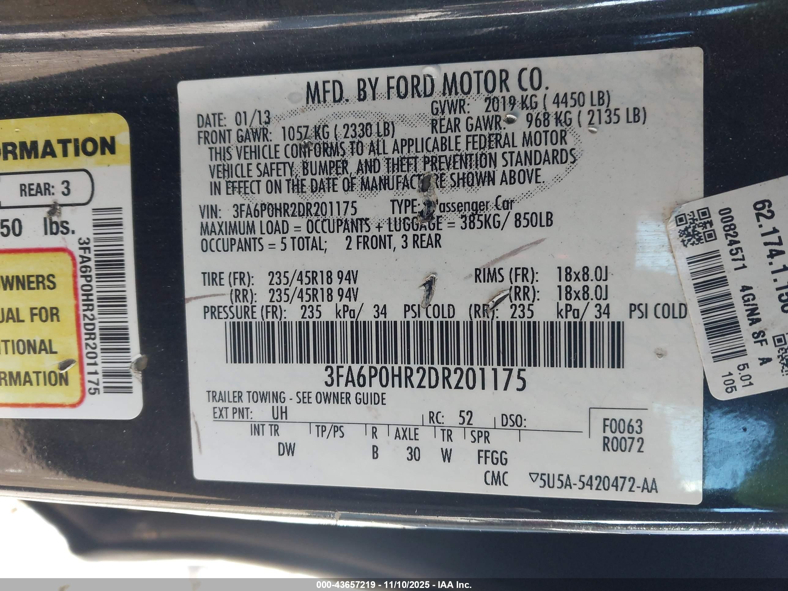 FORD FUSION image 9