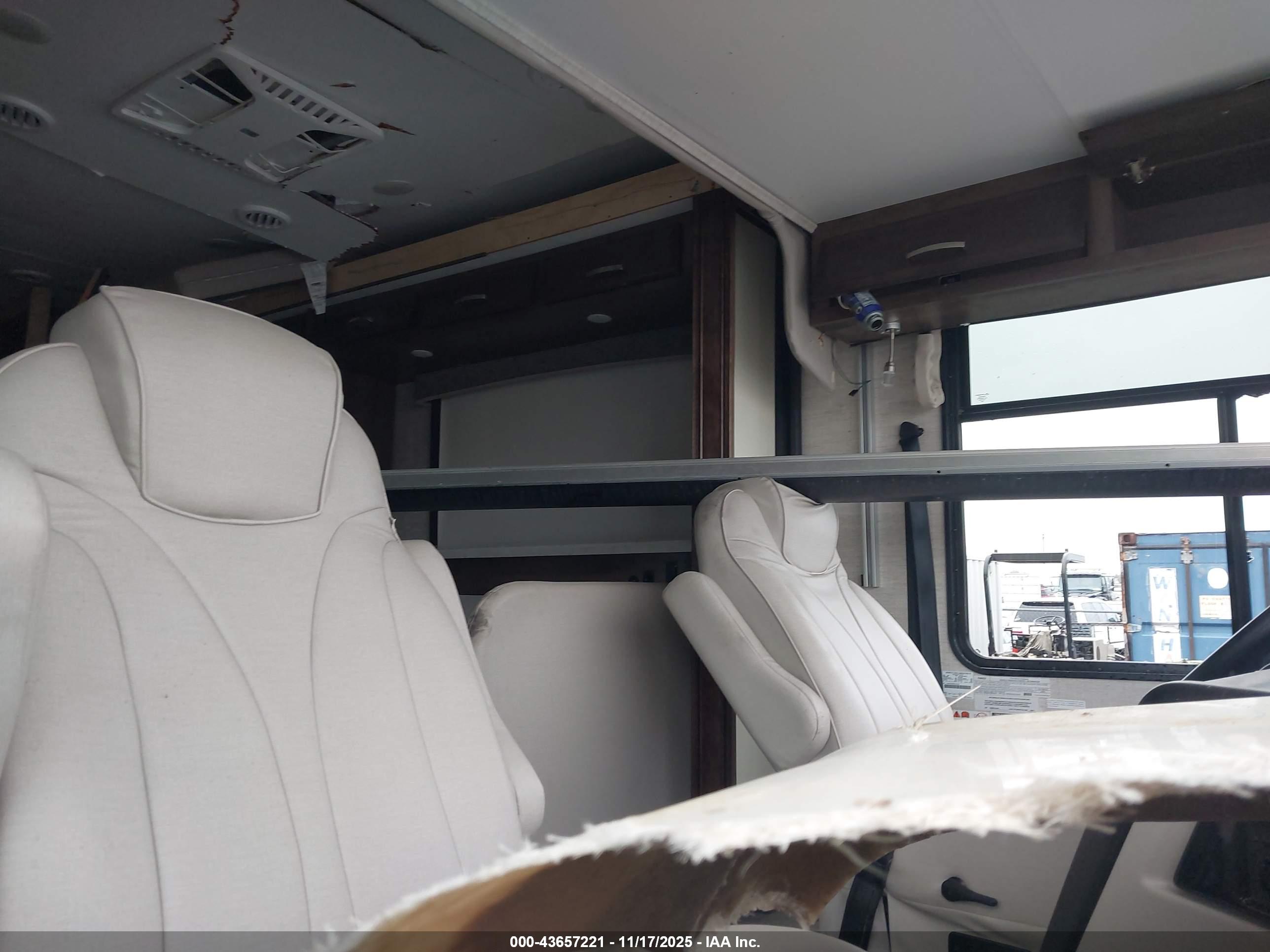 FORD F53 image 8