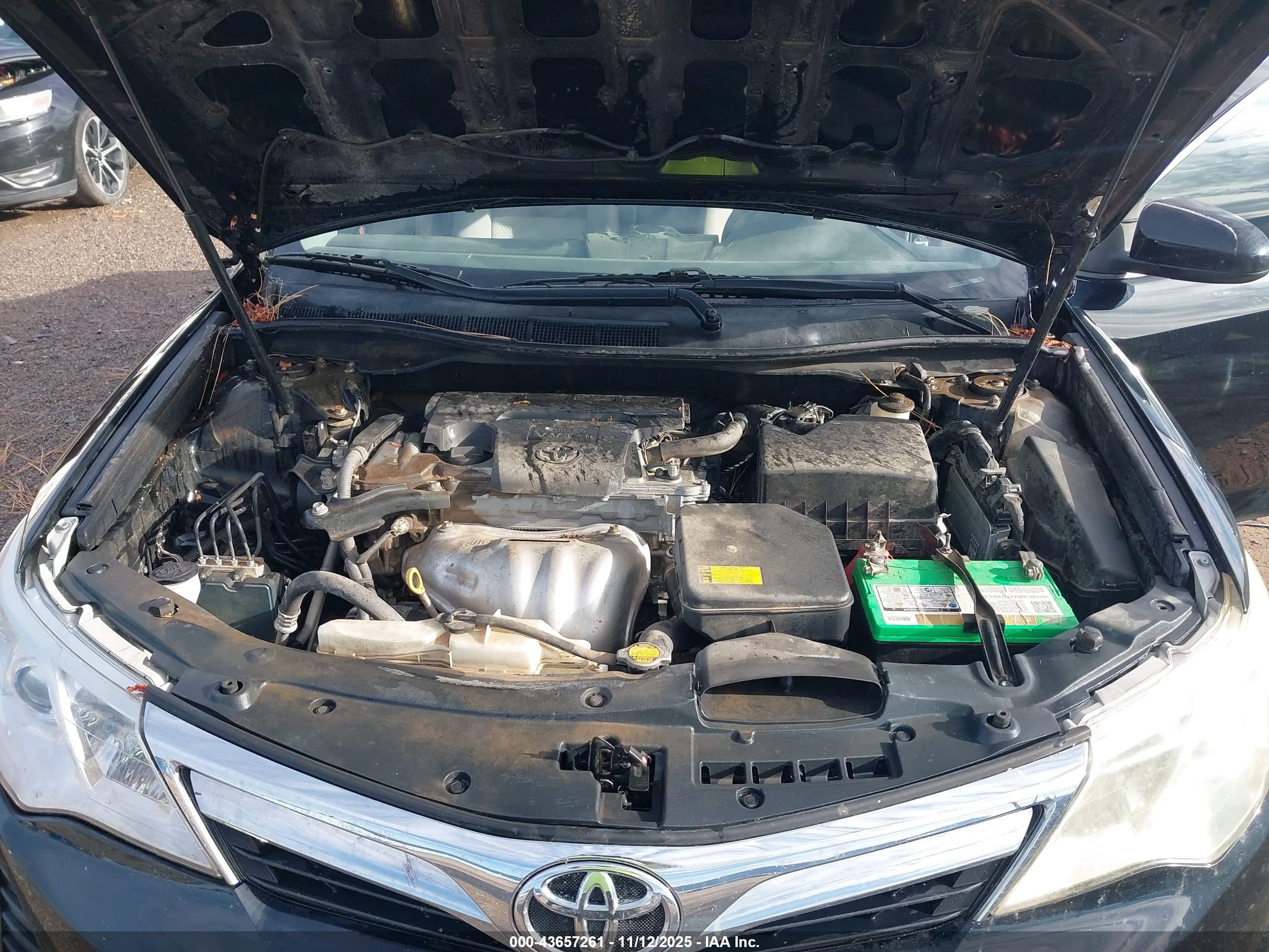 TOYOTA CAMRY image 10