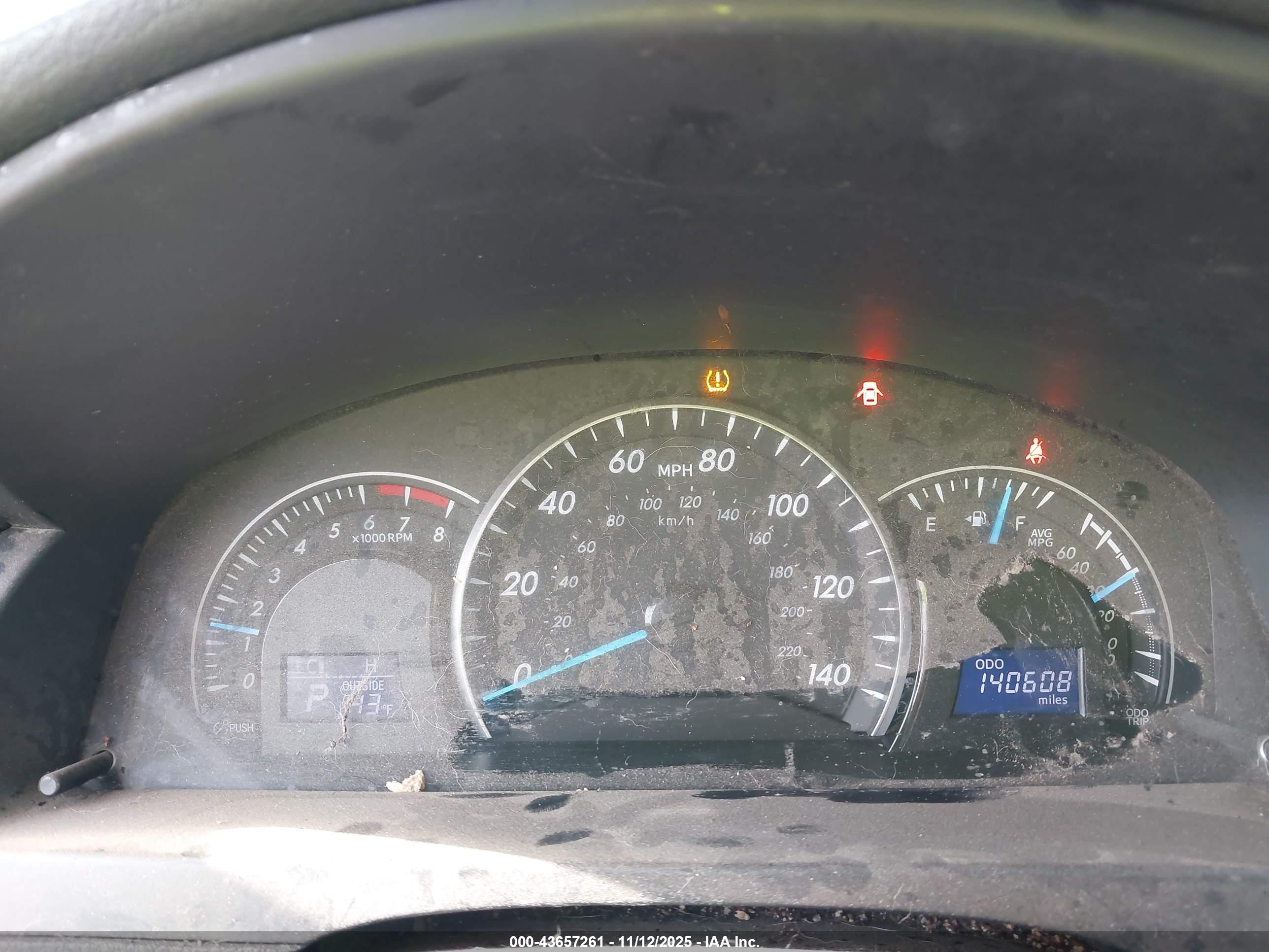 TOYOTA CAMRY image 7