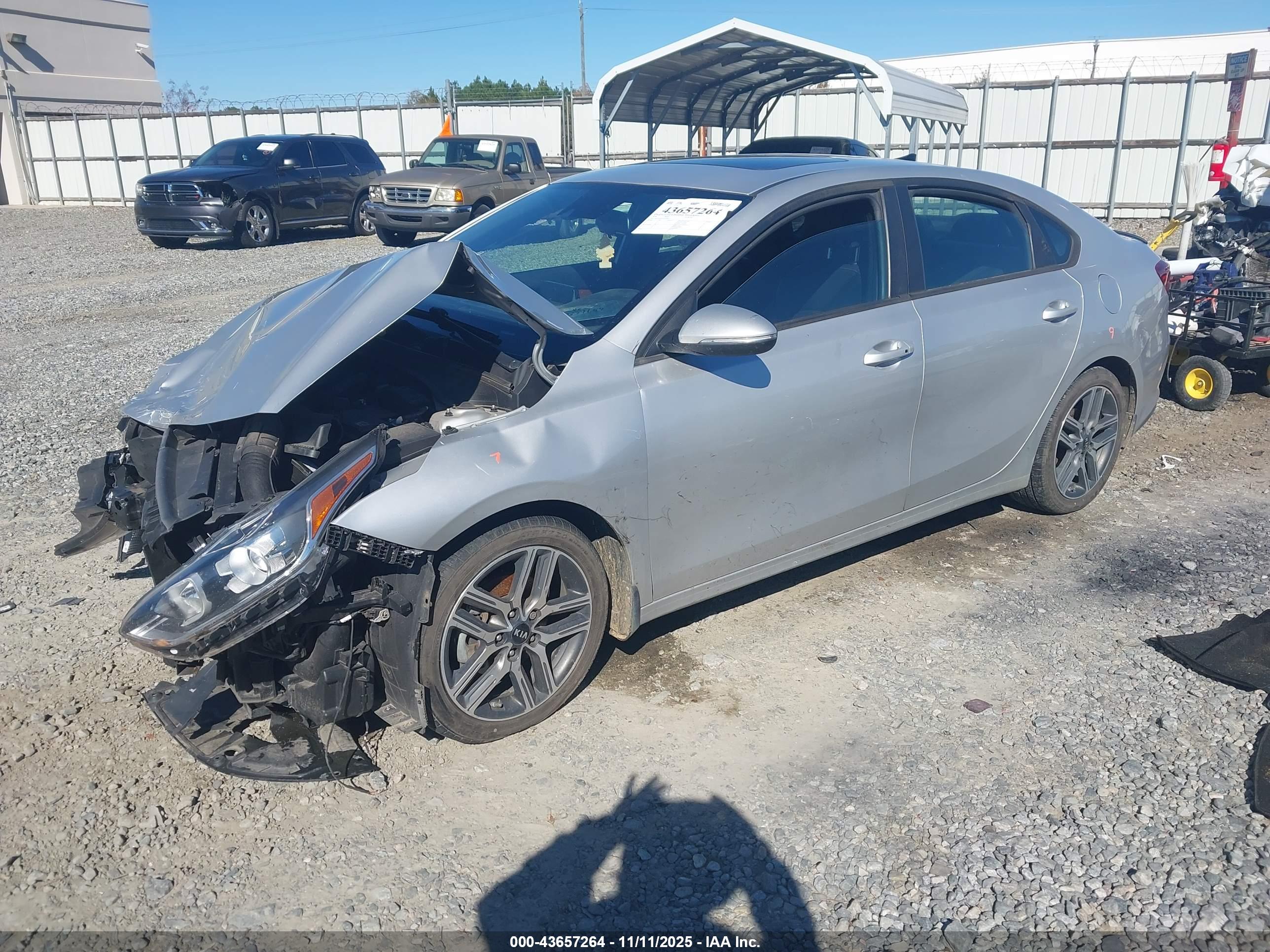 KIA FORTE image 2