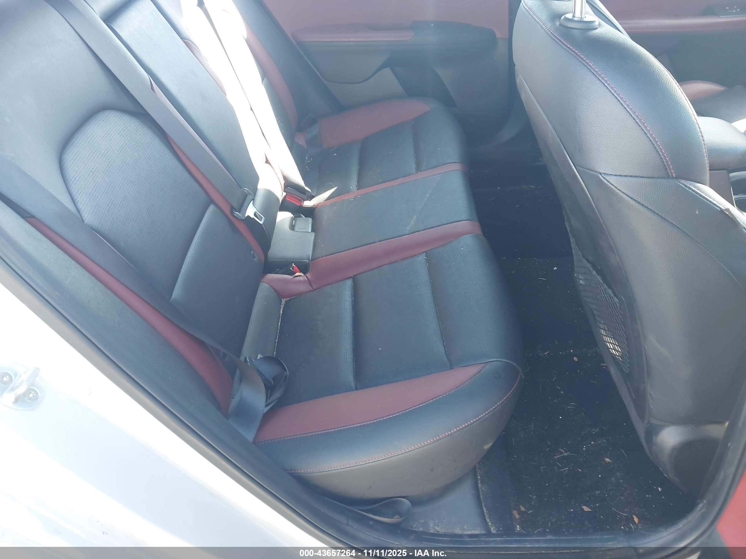 KIA FORTE image 8