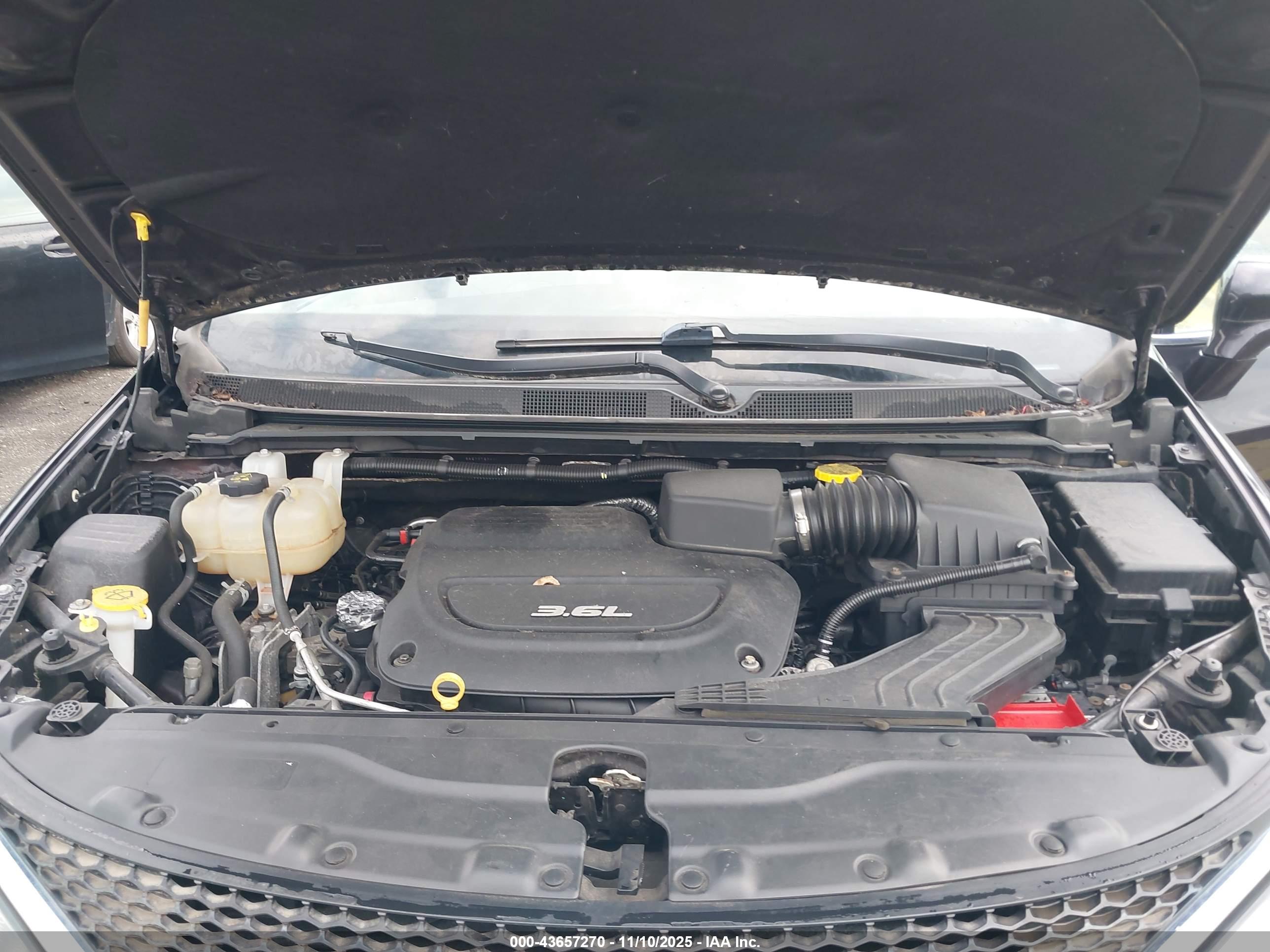 CHRYSLER PACIFICA image 10