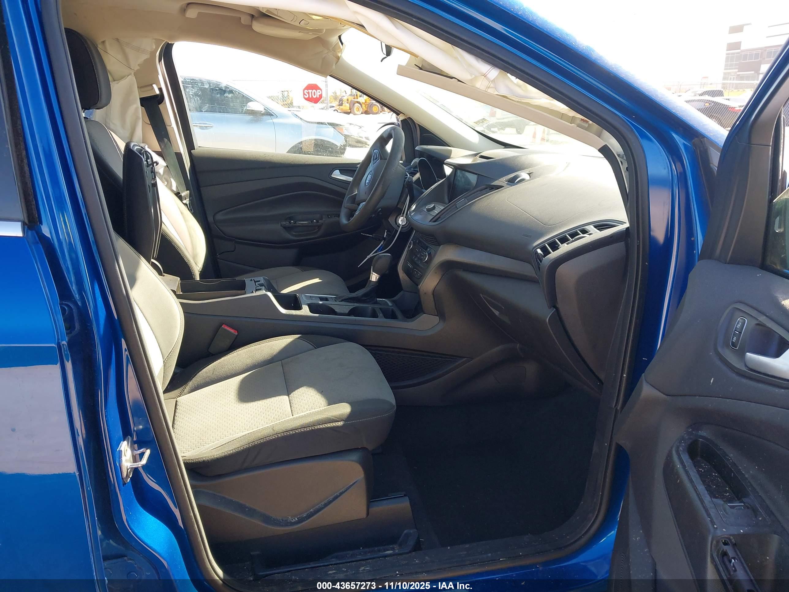 FORD ESCAPE image 5