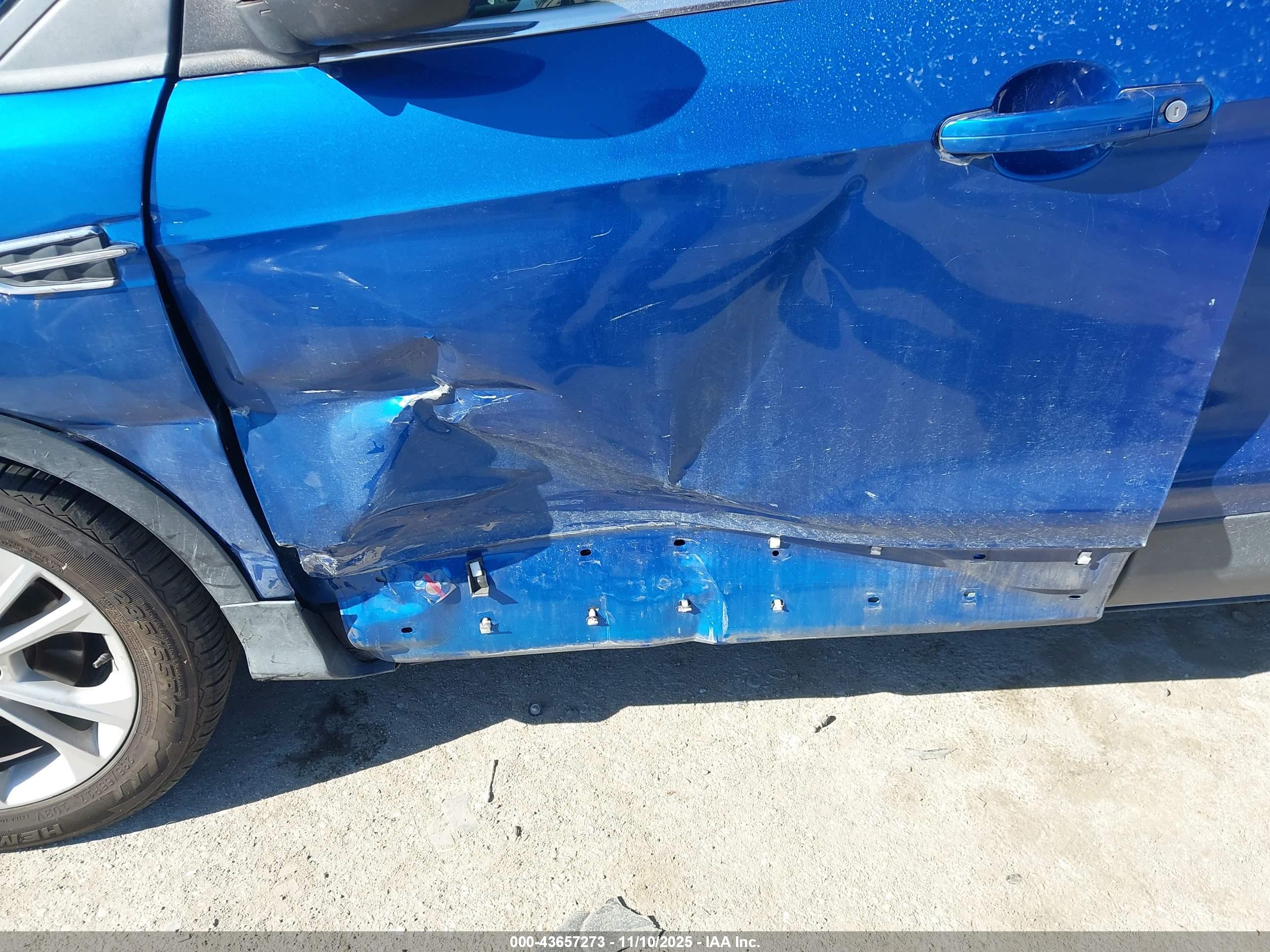 FORD ESCAPE image 6