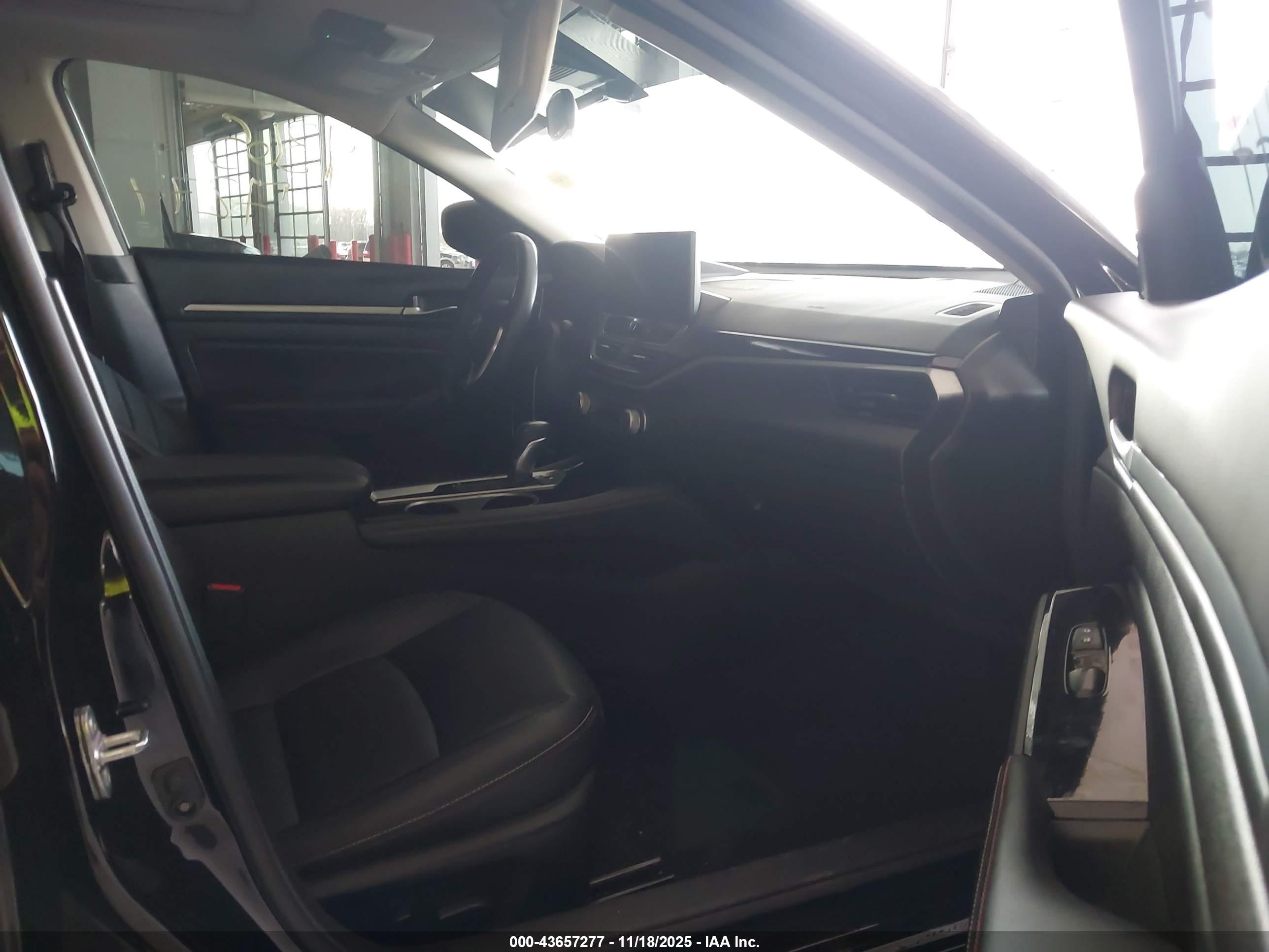 NISSAN ALTIMA image 5