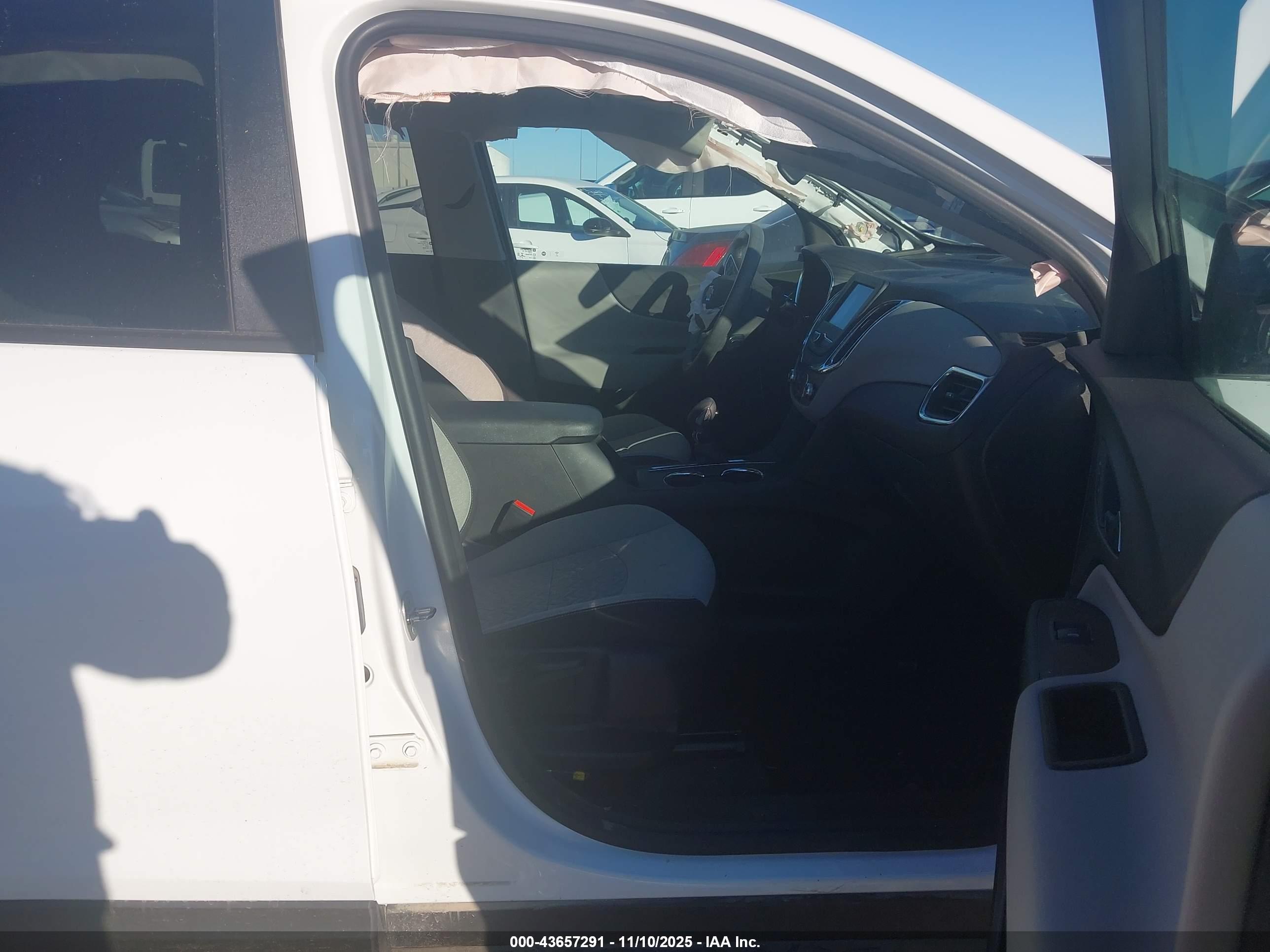 CHEVROLET EQUINOX image 5