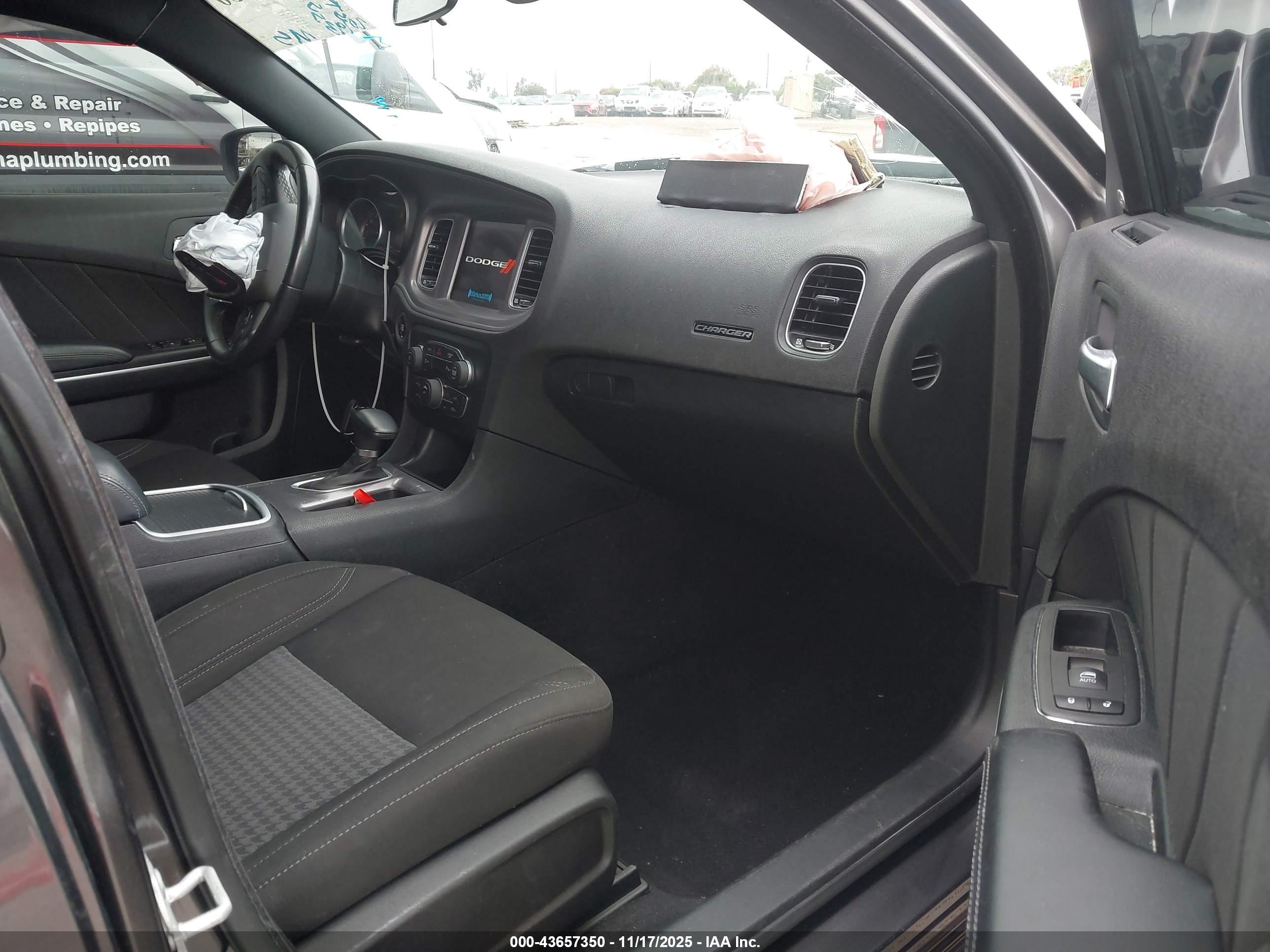 DODGE CHARGER image 5