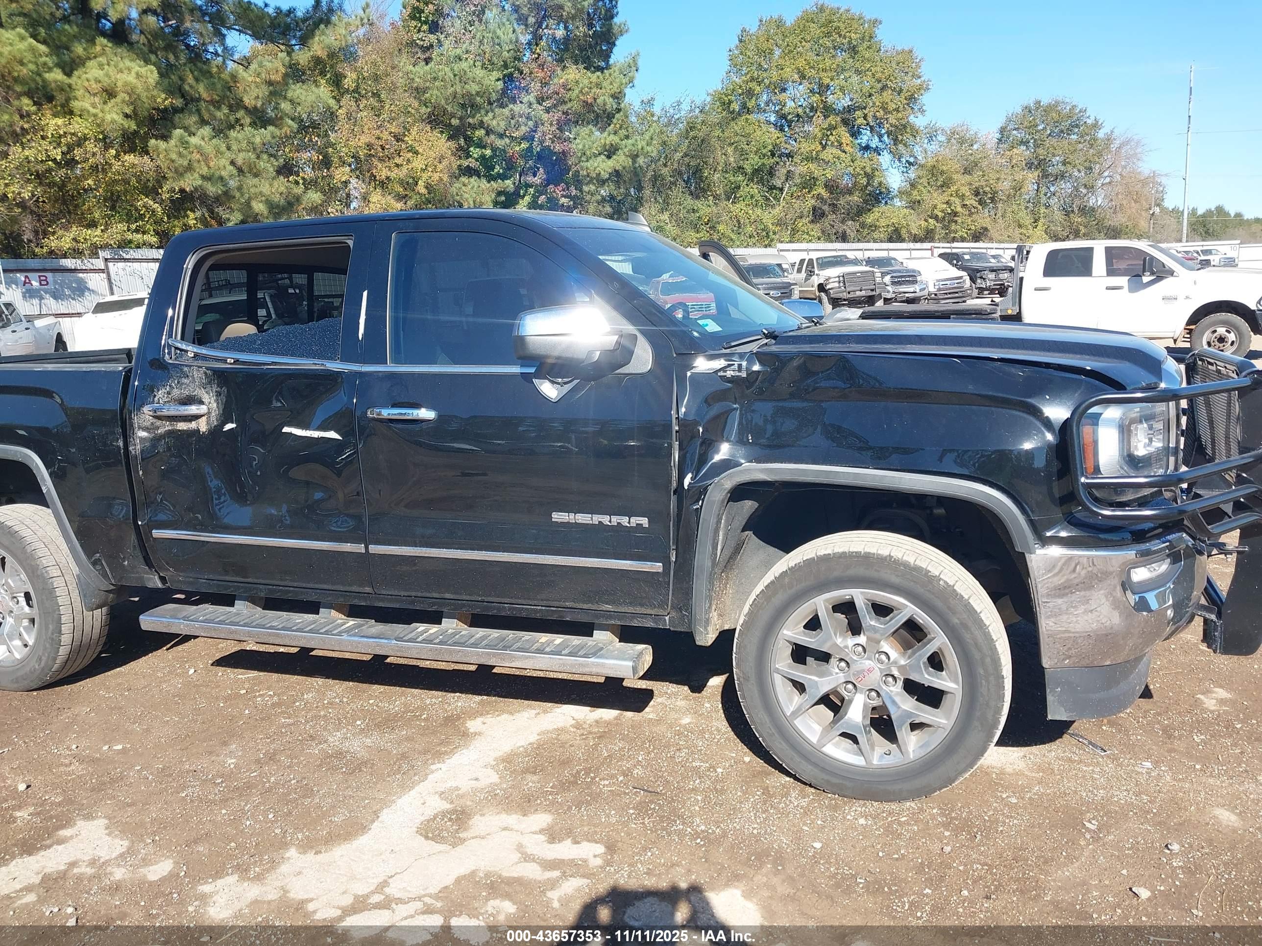 GMC SIERRA image 6