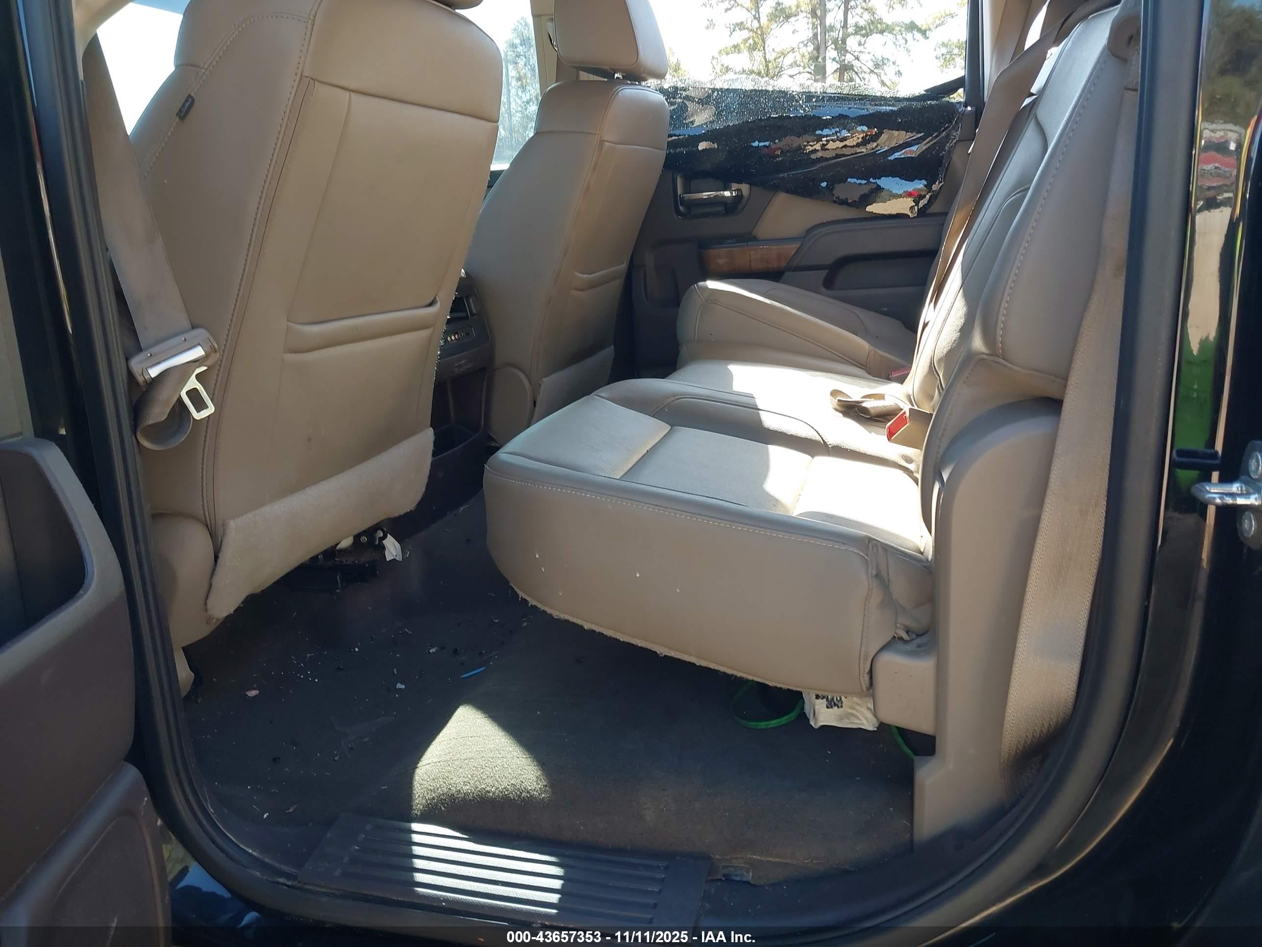 GMC SIERRA image 8