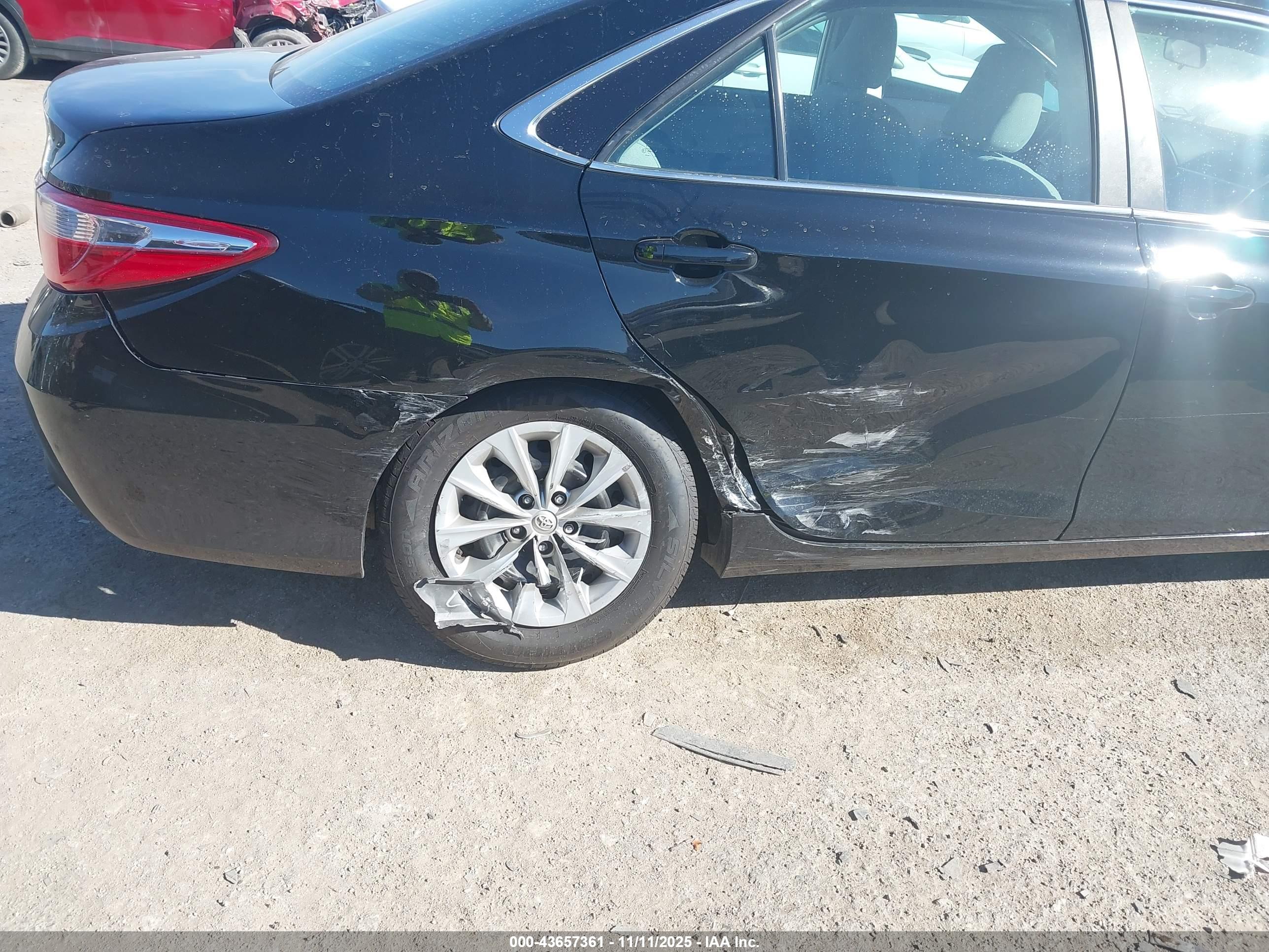 TOYOTA CAMRY image 6