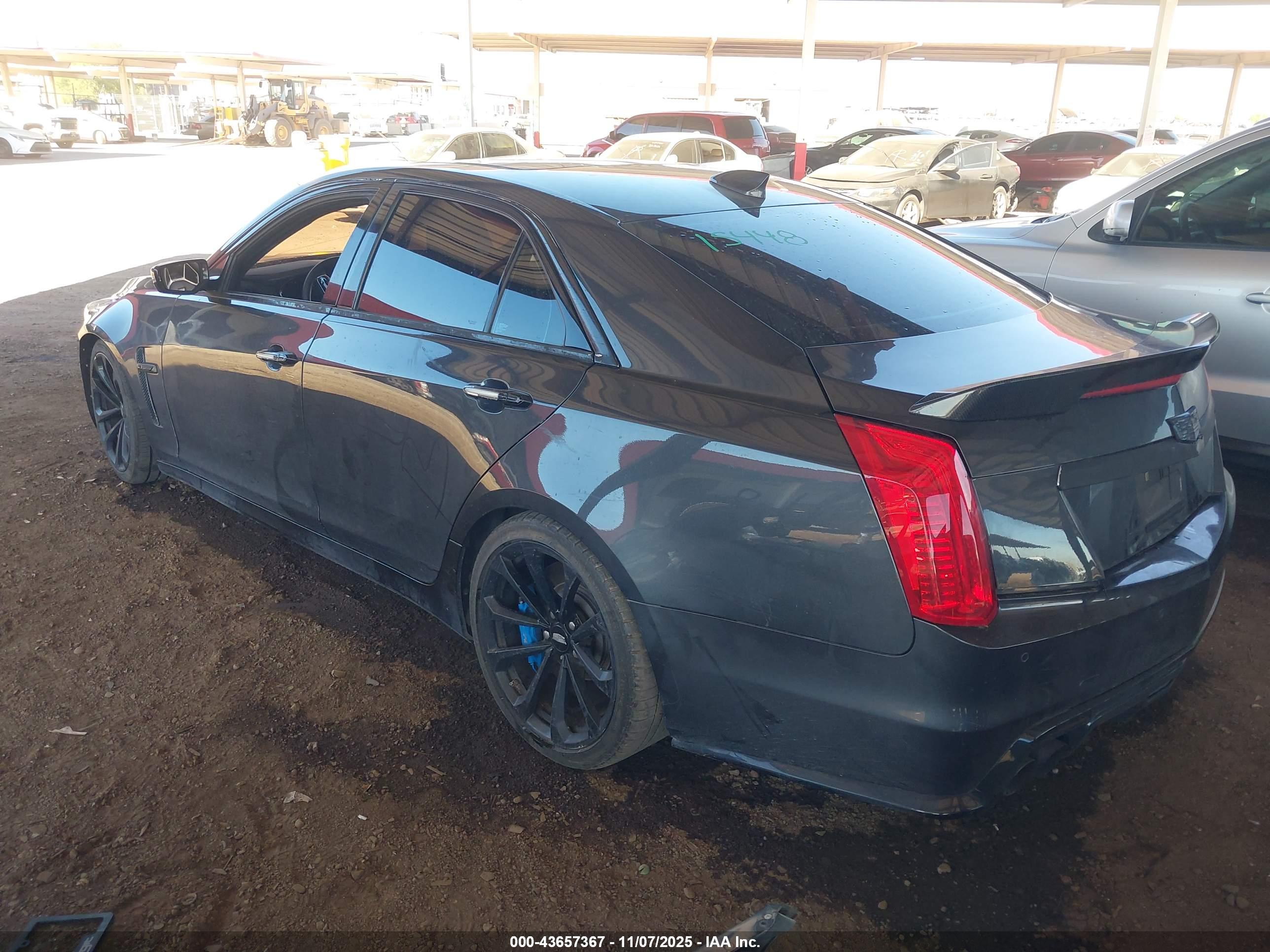 CADILLAC CTS-V image 3