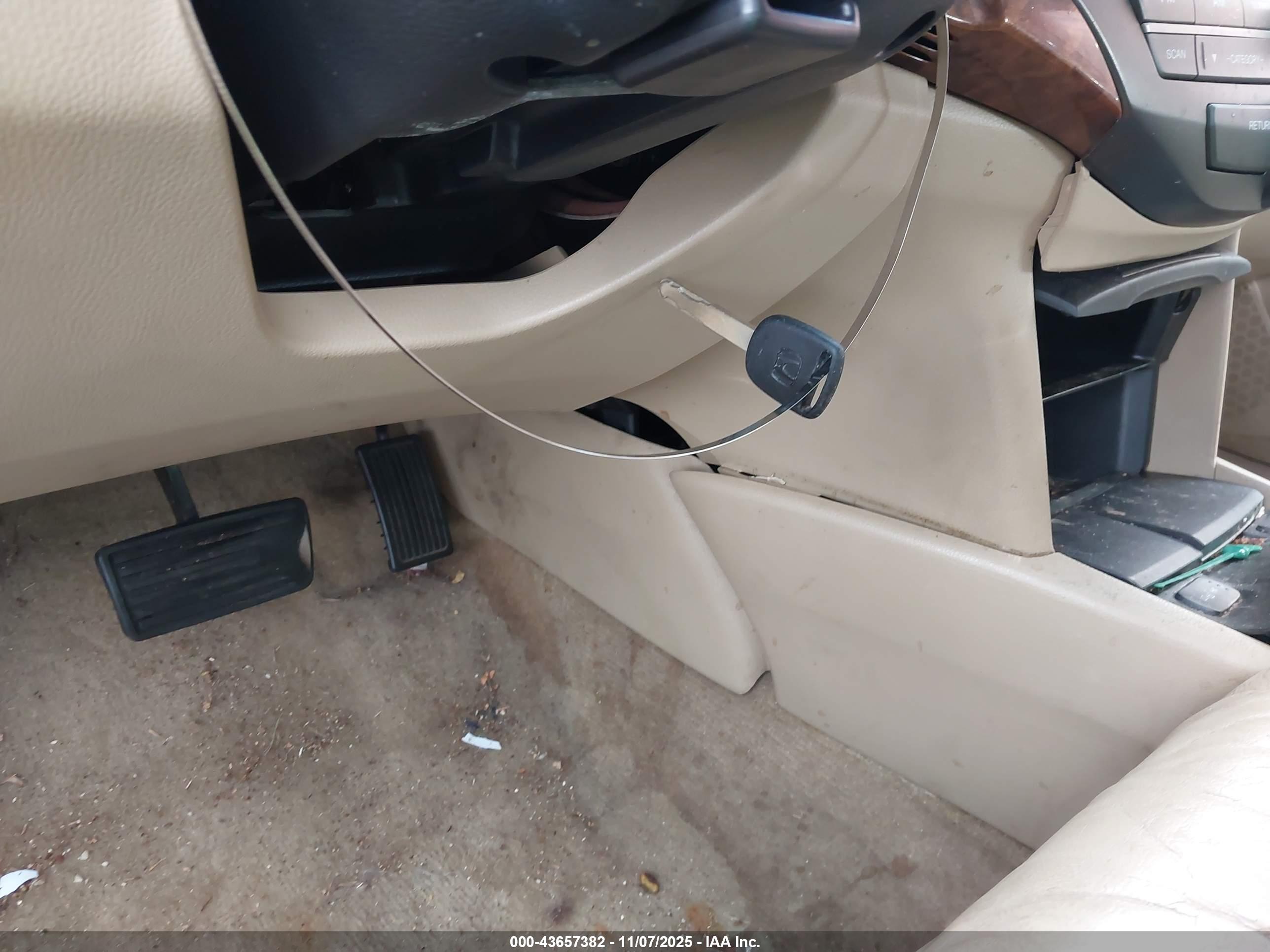 HONDA ACCORD image 11