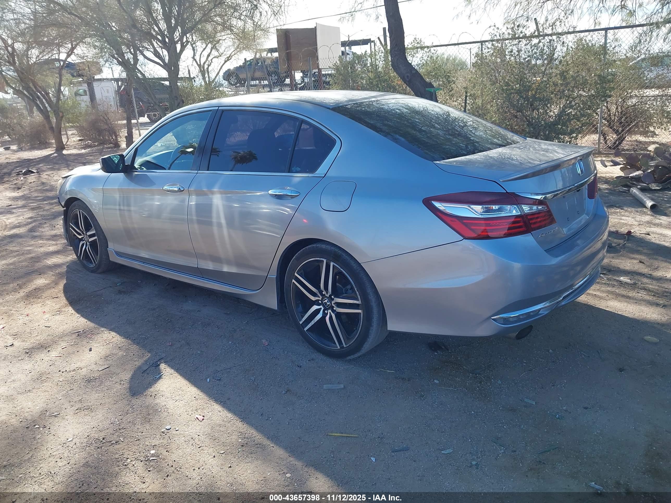 HONDA ACCORD image 3