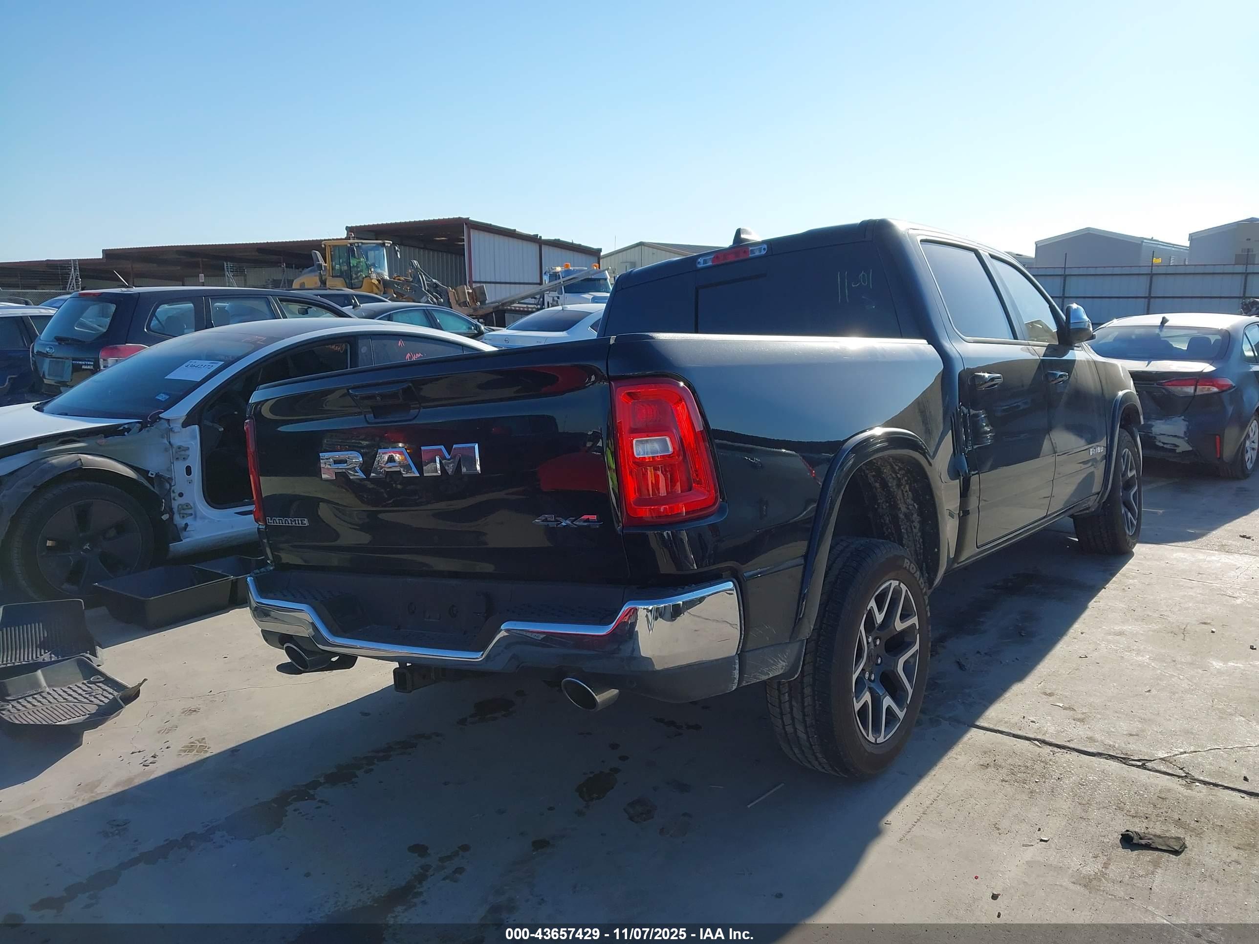 RAM 1500 image 4