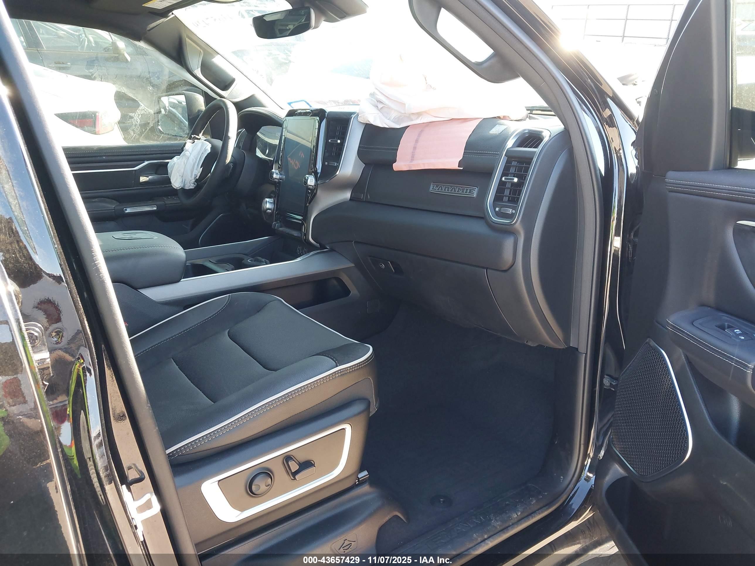 RAM 1500 image 5