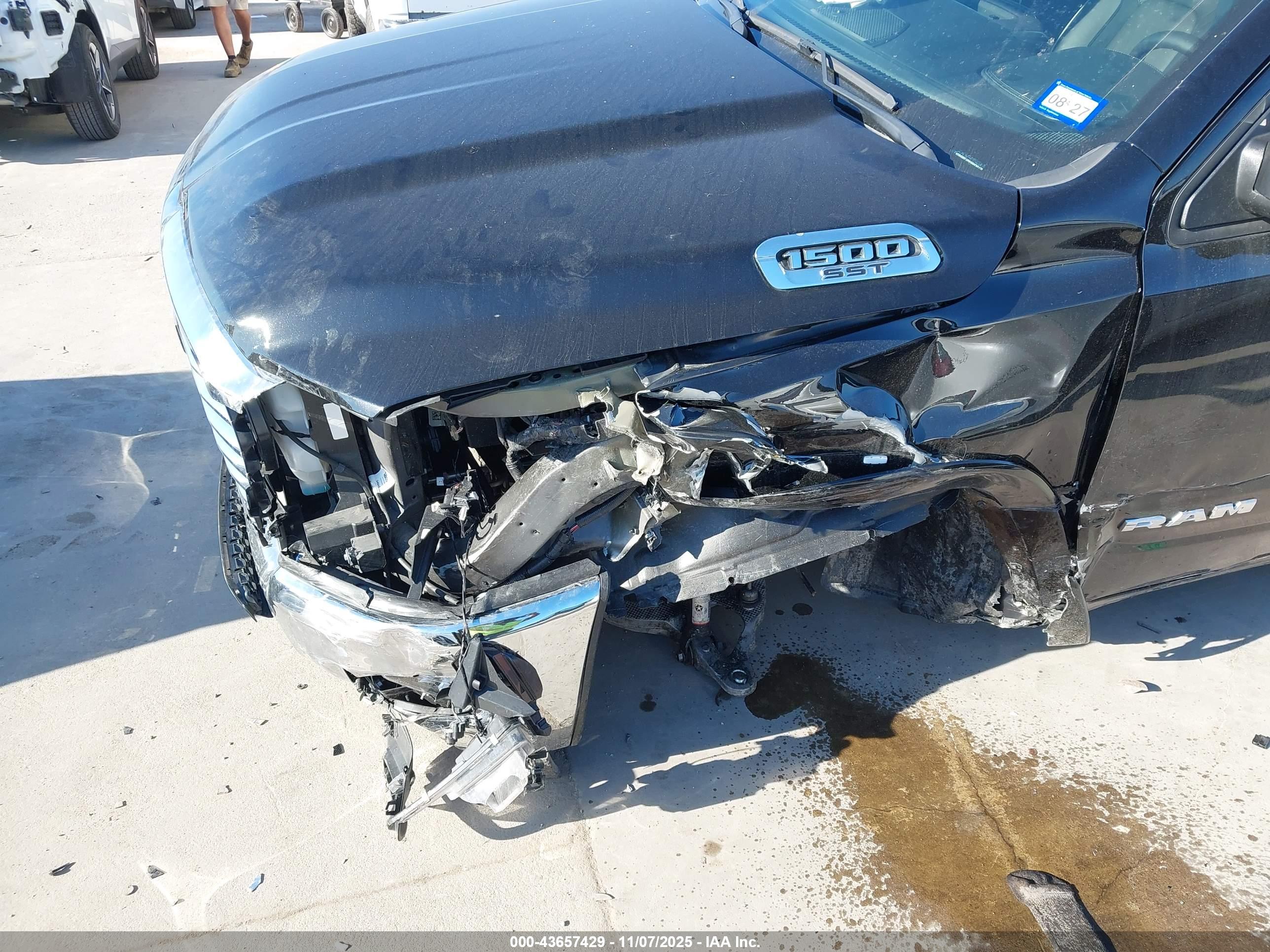 RAM 1500 image 6