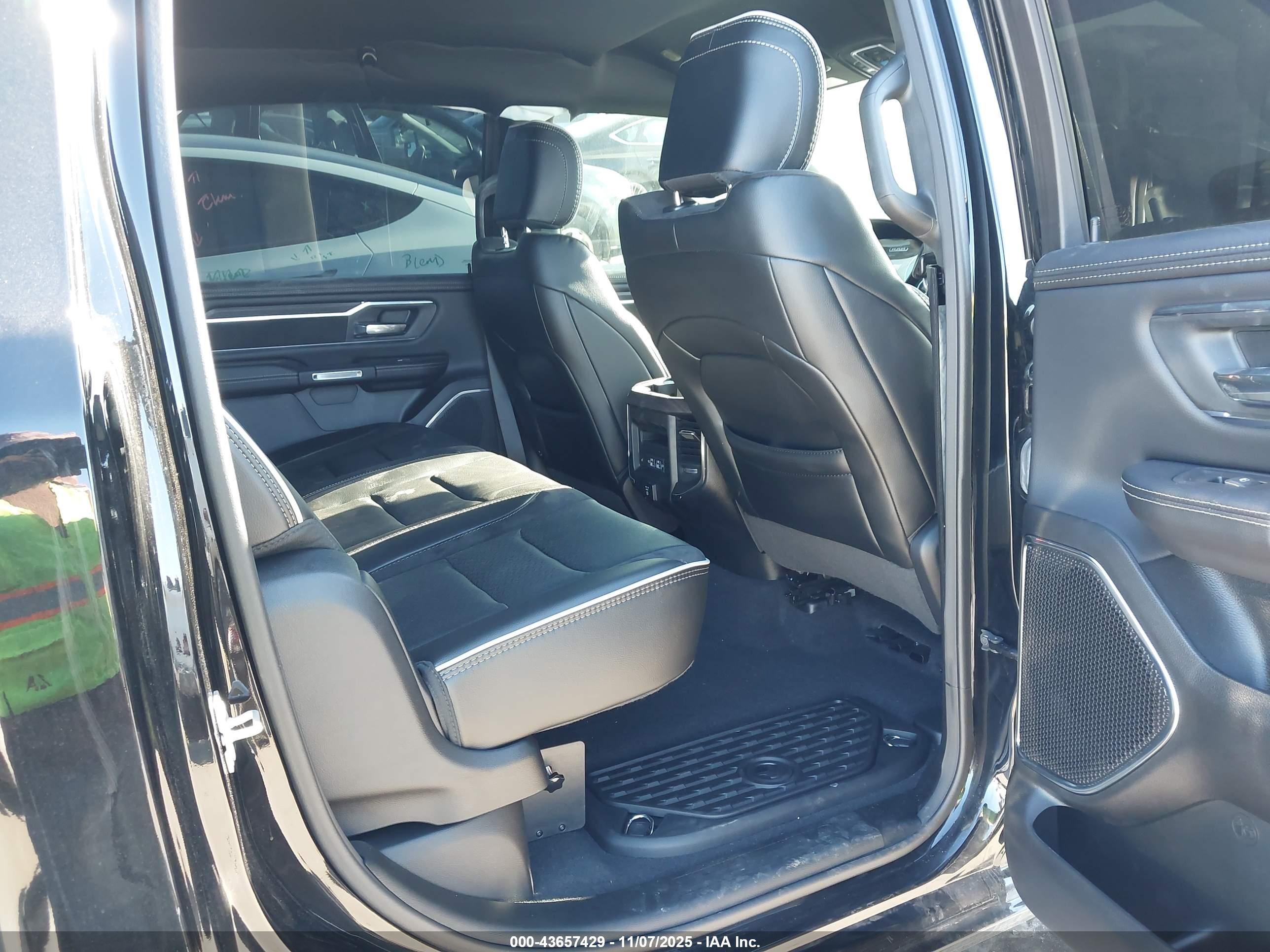 RAM 1500 image 8