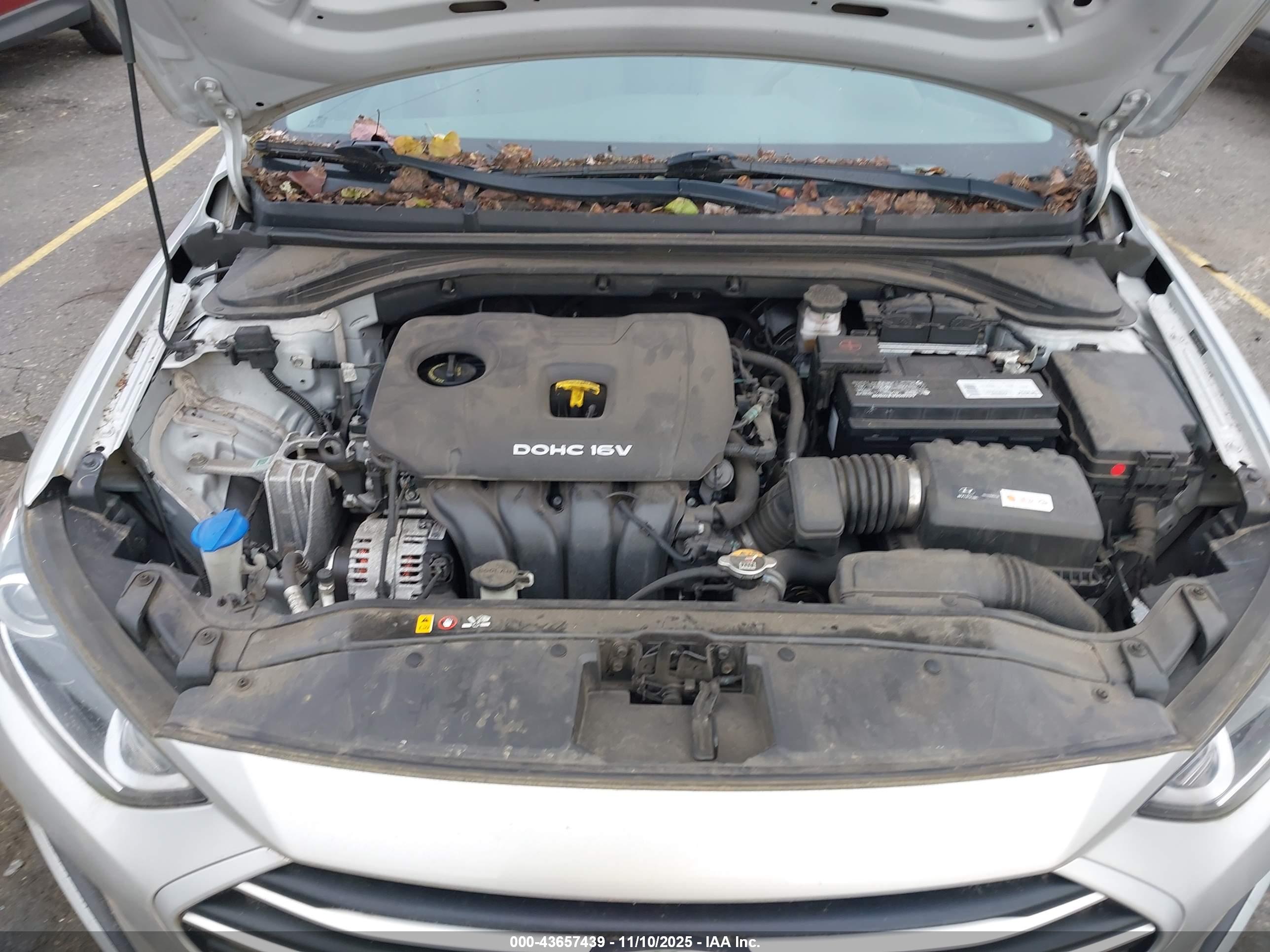 HYUNDAI ELANTRA image 10