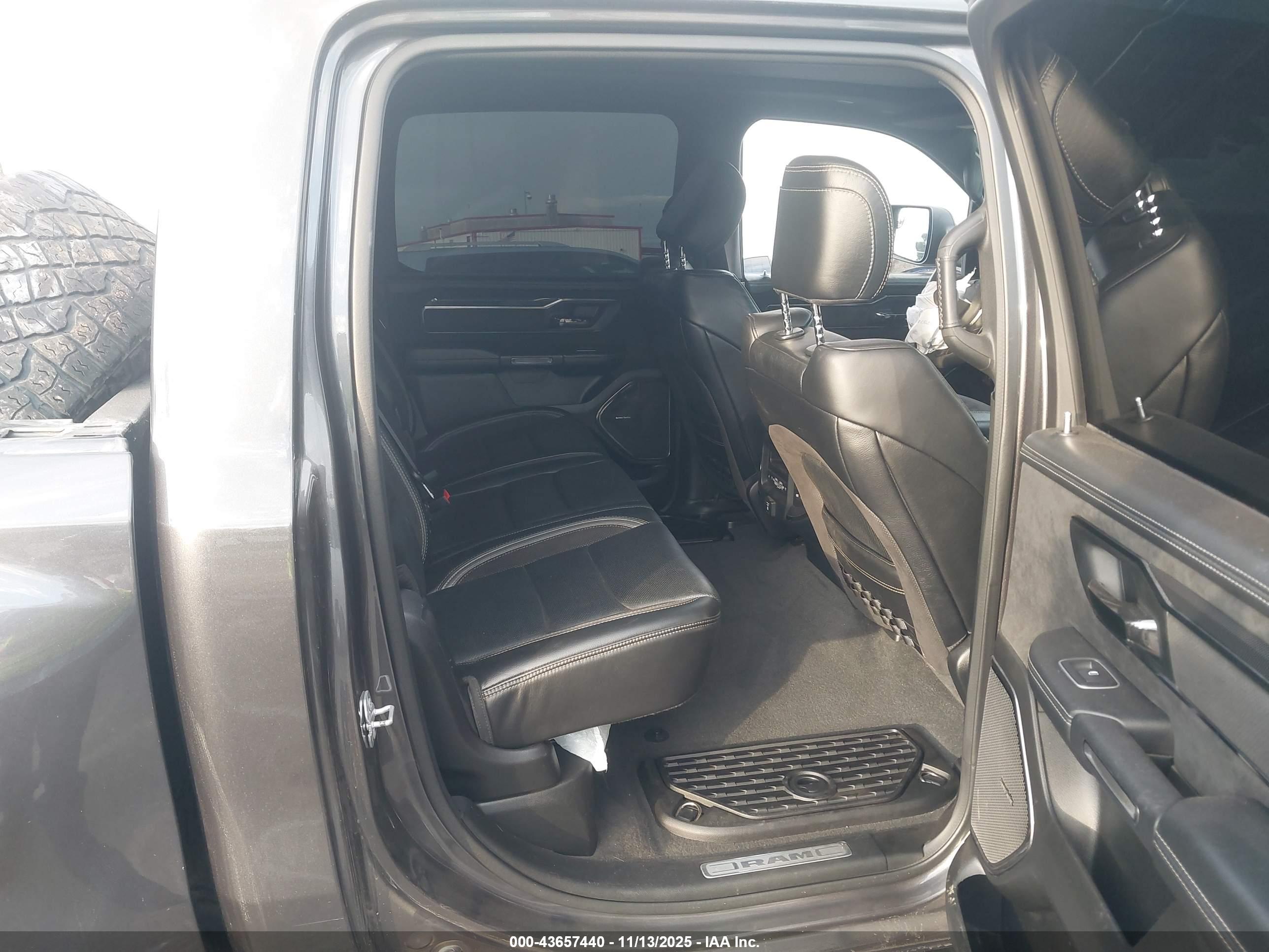 RAM 1500 image 8
